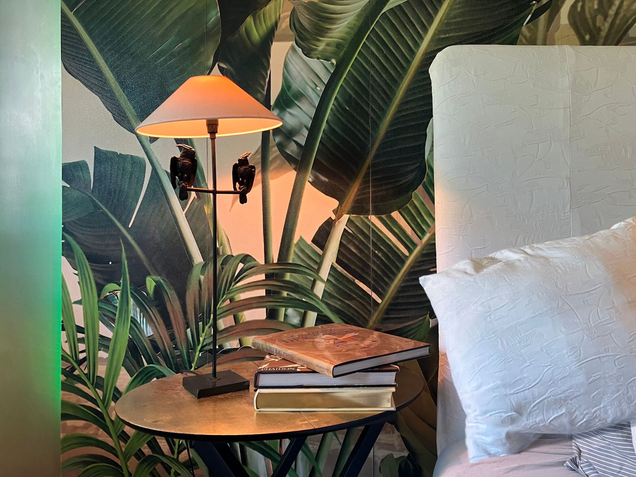 Designer Wohnung nahe Flughafen und Messe-Image-tags.info