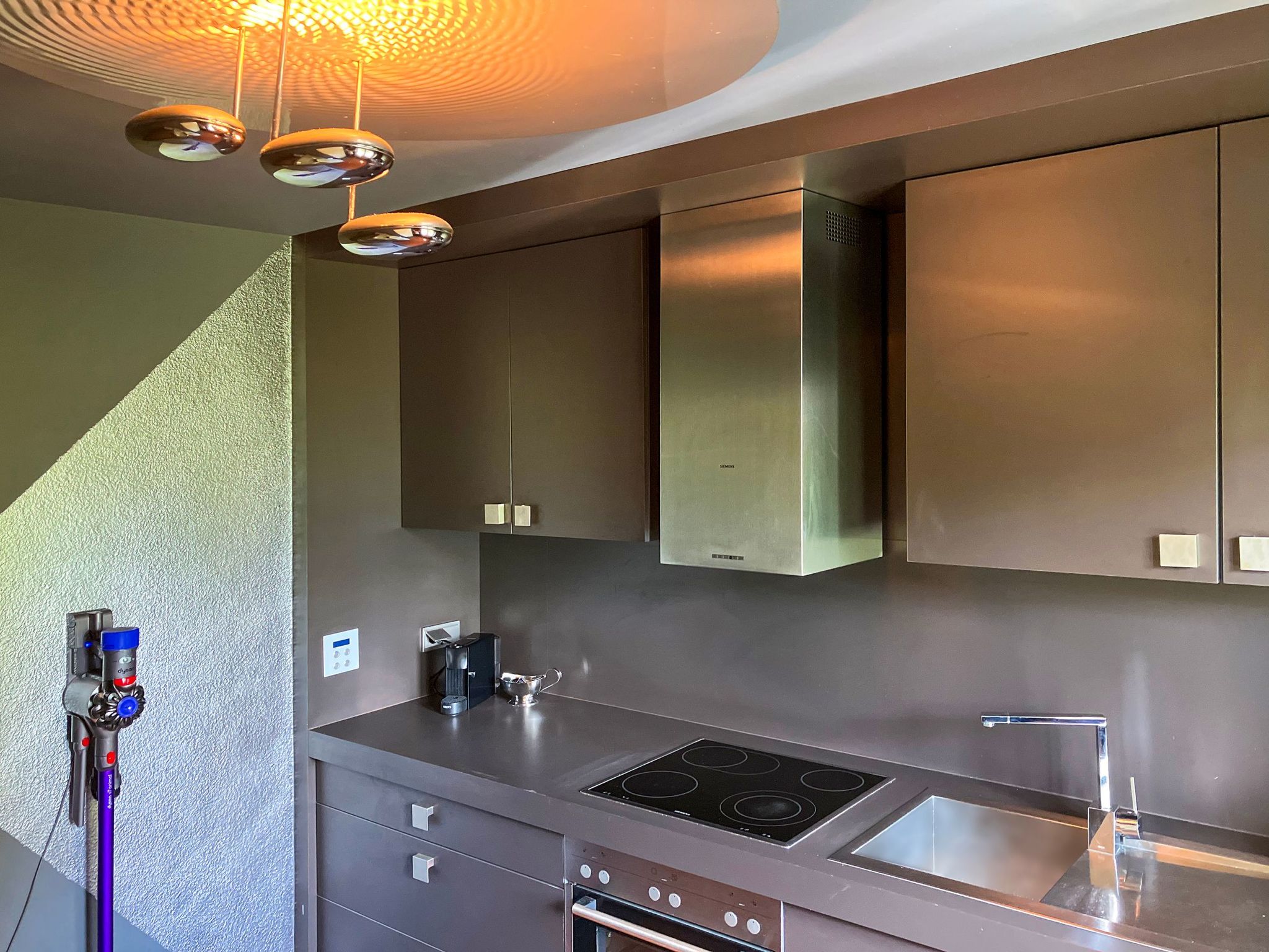 Designer Wohnung nahe Flughafen und Messe-Image-tags.info