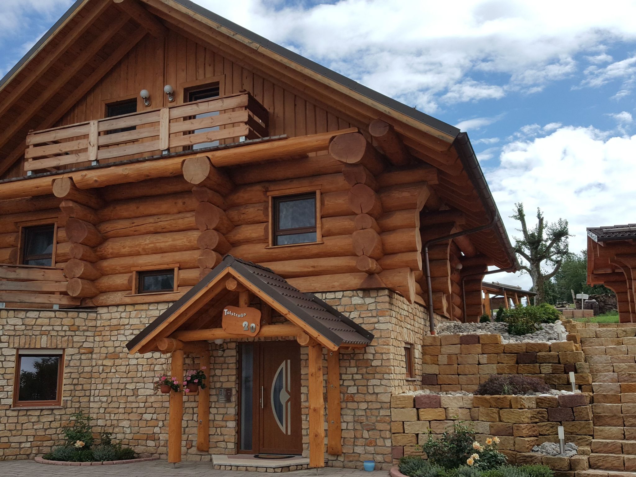 Vakantiehuis met omheinde tuin in Simmersfeld (Duitsland) 1 hond is welkom