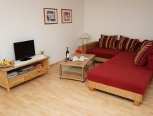 Vakantieappartement Jungbauernhof in Alpirsbach met bergzicht - thumbnail 3