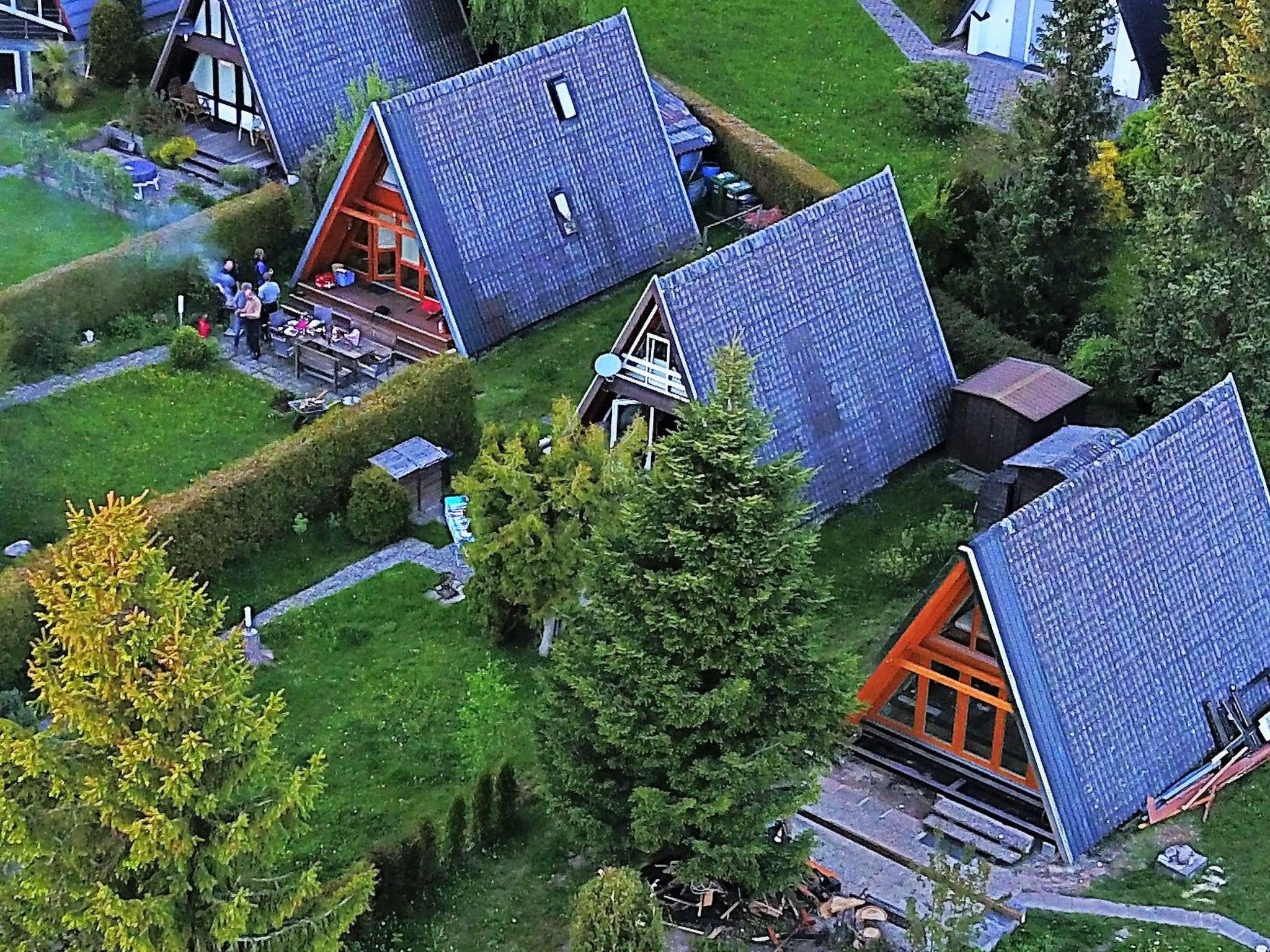 Nur-Dach-Ferienhaus für vier Personen-Binnen