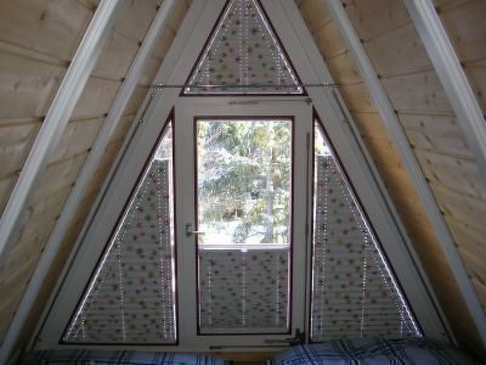 Nur-Dach-Ferienhaus für vier Personen-Binnen