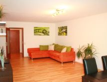 Stijlvol appartement met balkon aan de golfbaan in Baden-Baden - thumbnail 1