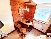 Romantisch Vrijstaand Appartement met Whirlpool & Tuin in het Zwarte Woud - thumbnail 4