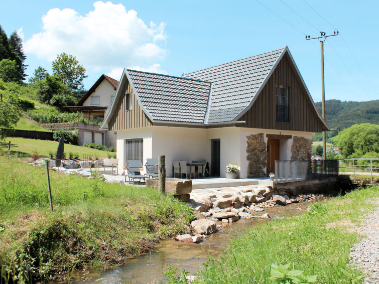 Vrijstaand vakantiehuis am Bächle in het centrum van Hofstetten in Hofstetten