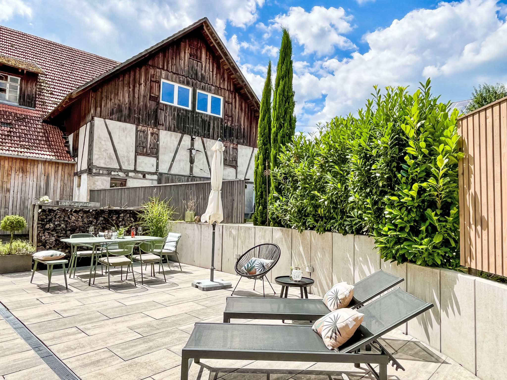 Kinast (HFT201)-Draußen