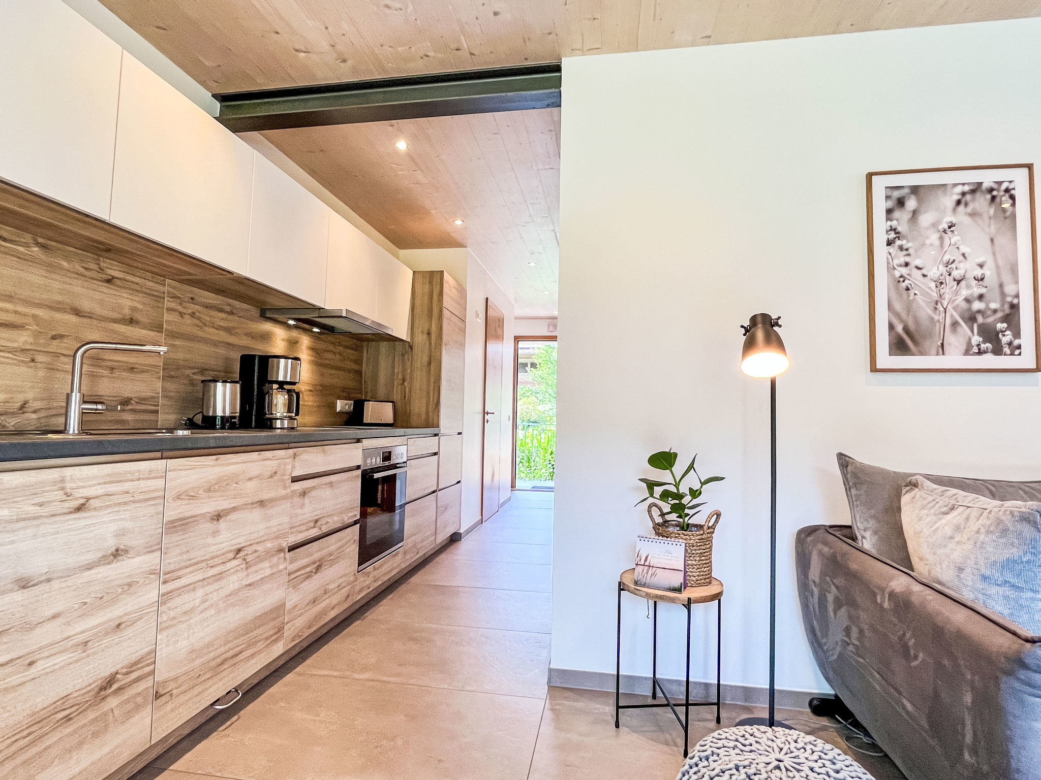 Kinast (HFT201)-Drinnen