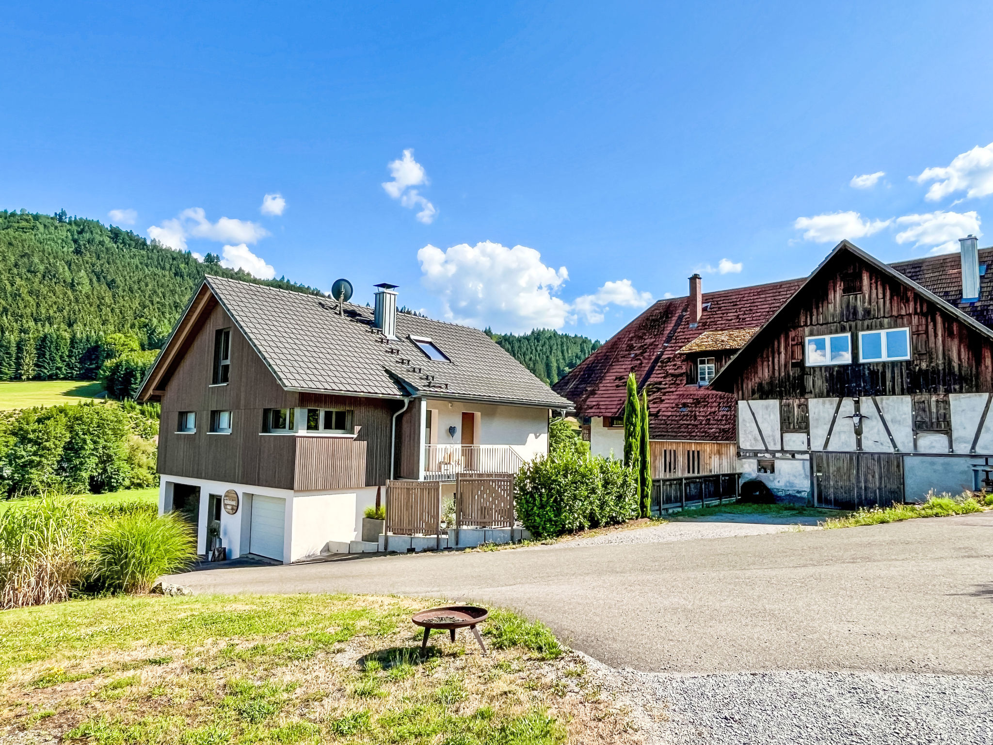 Kinast (HFT201)-Draußen