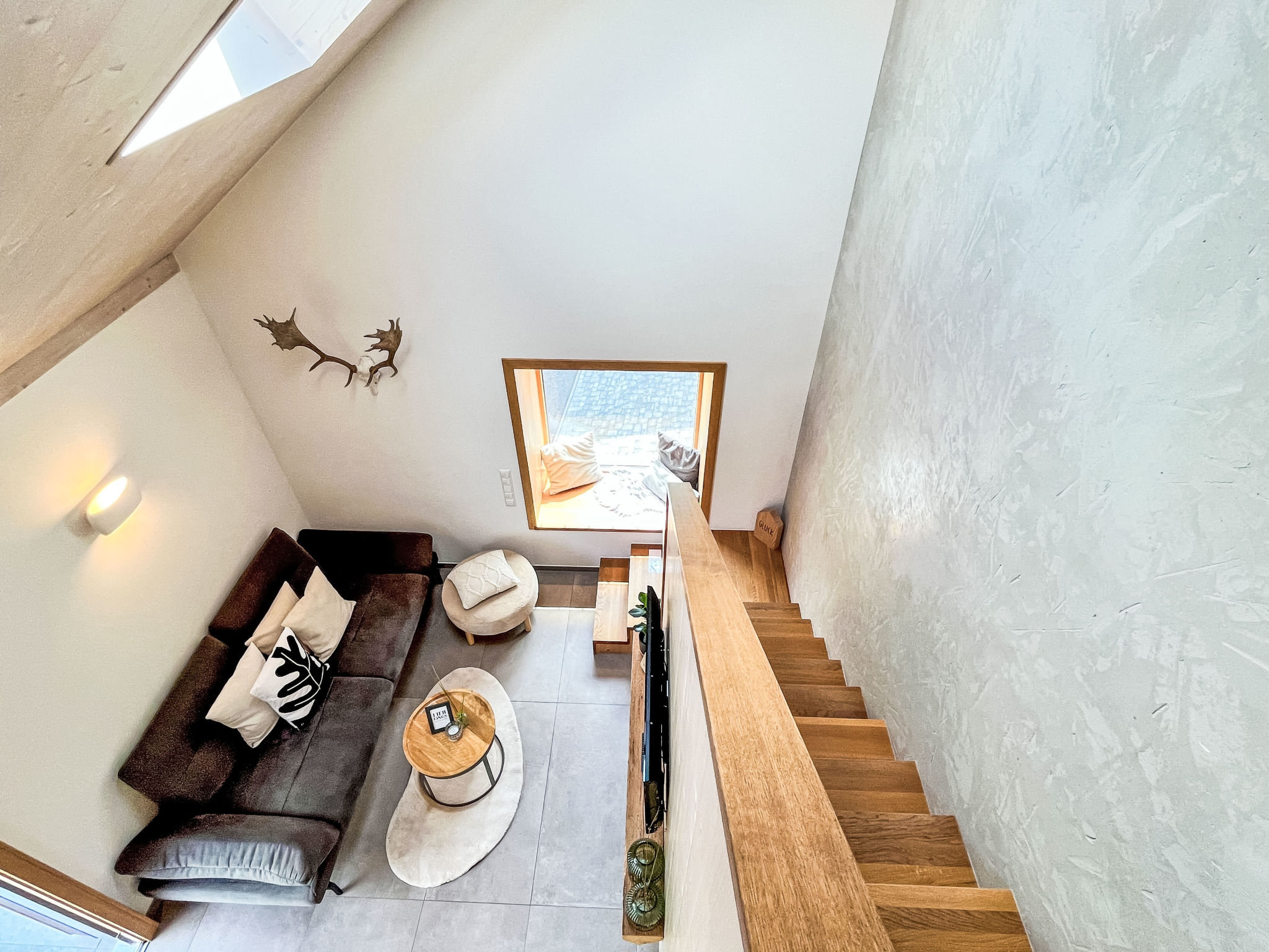 Kinast (HFT202)-Binnen