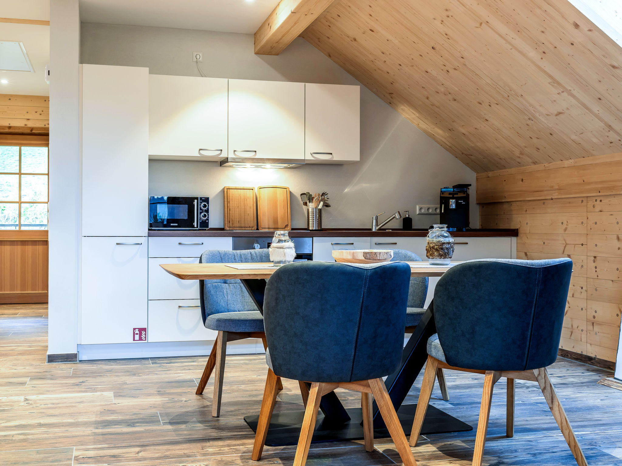 Kitchen / Dining Room