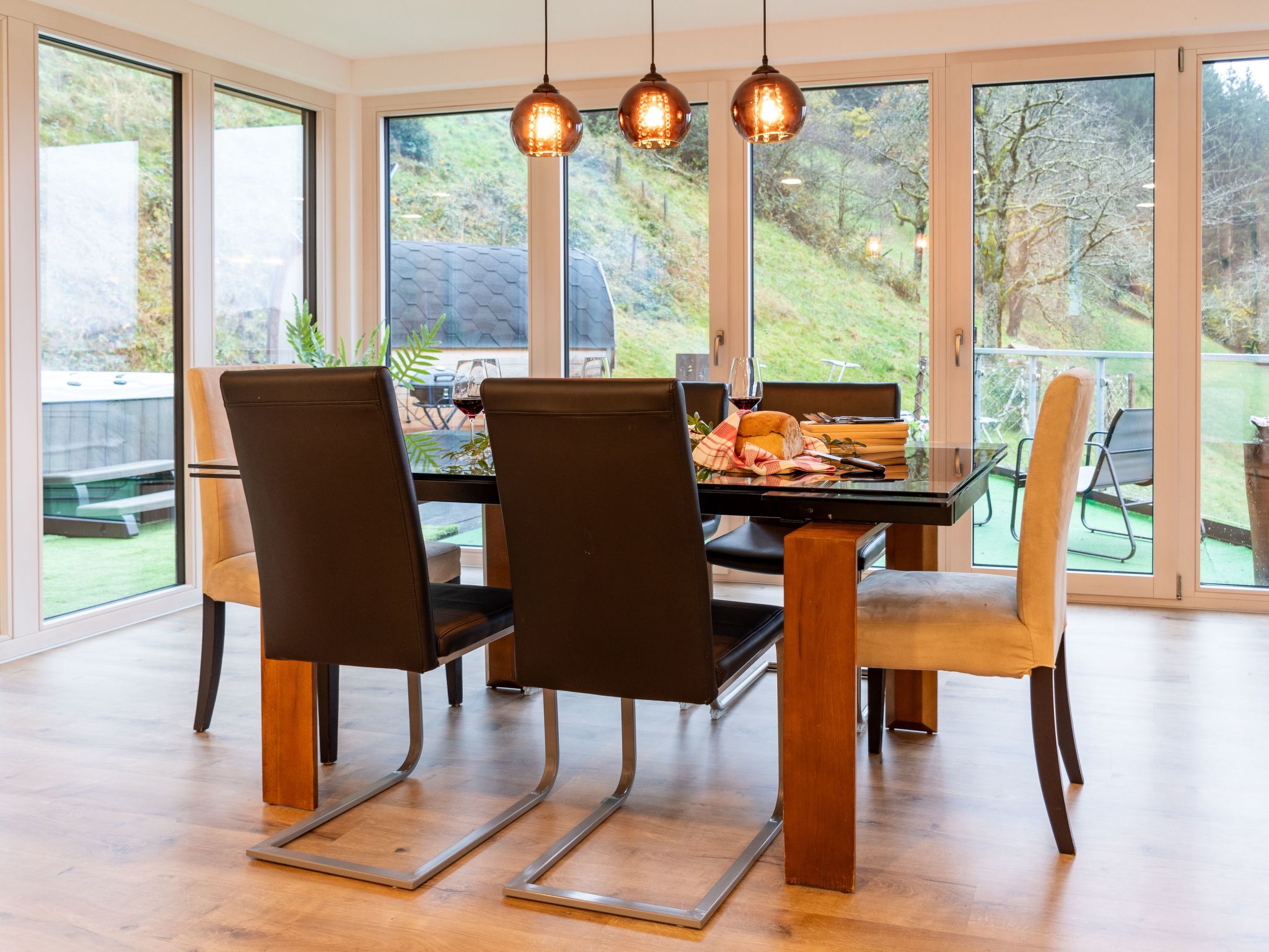 Haus mit Whirlpool, Sauna und Schwarzwaldblick-Dedans