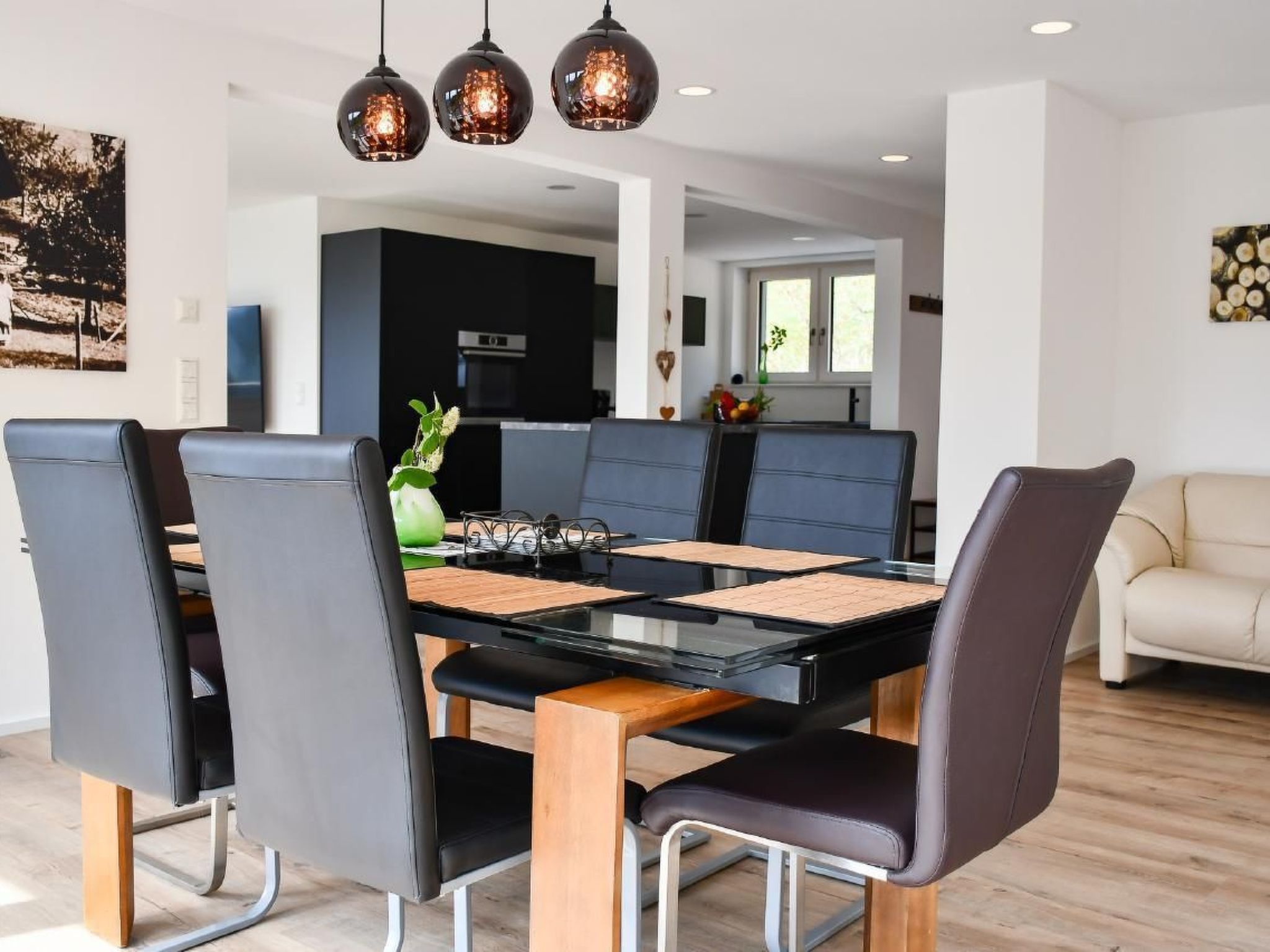 FeWo mit Whirlpool und Fass-Sauna im Schwarzwald-Dedans