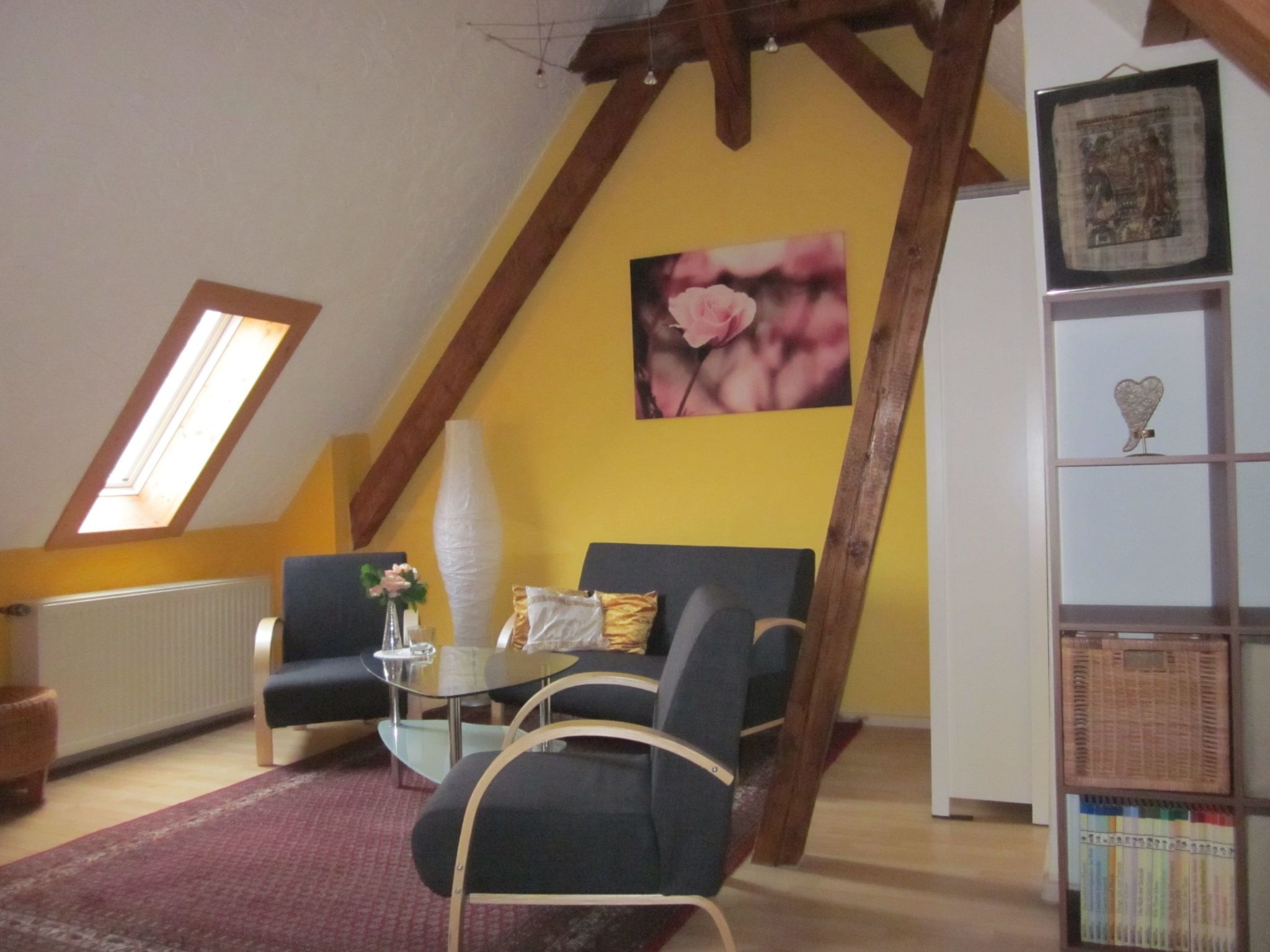 Dachgeschosswohnung mit Gartennutzung-Binnen