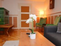 Ruim 6-persoons vakantiehuis in Rietheim met tuin en open haard - thumbnail 6