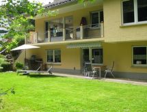 Knusse vakantiewoning in Schönwald met tuin en terras aan de bosrand - thumbnail 4