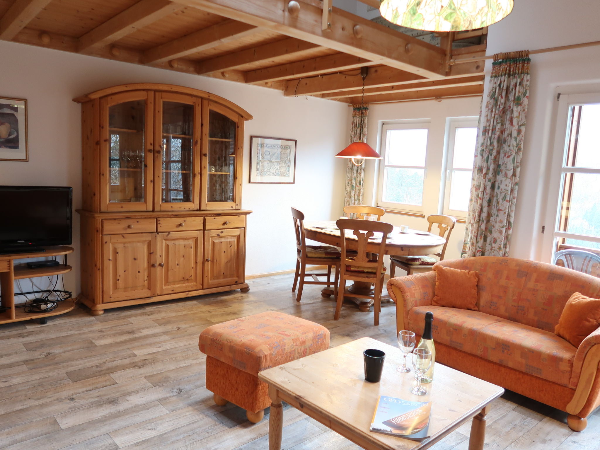 Kitchen / Dining Room