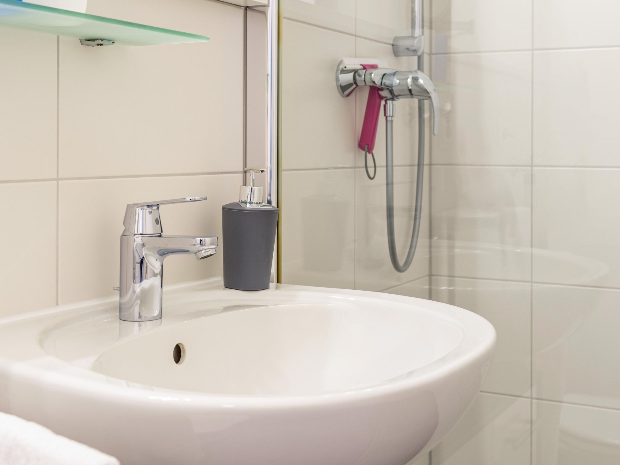 Alex-Image-tags.info