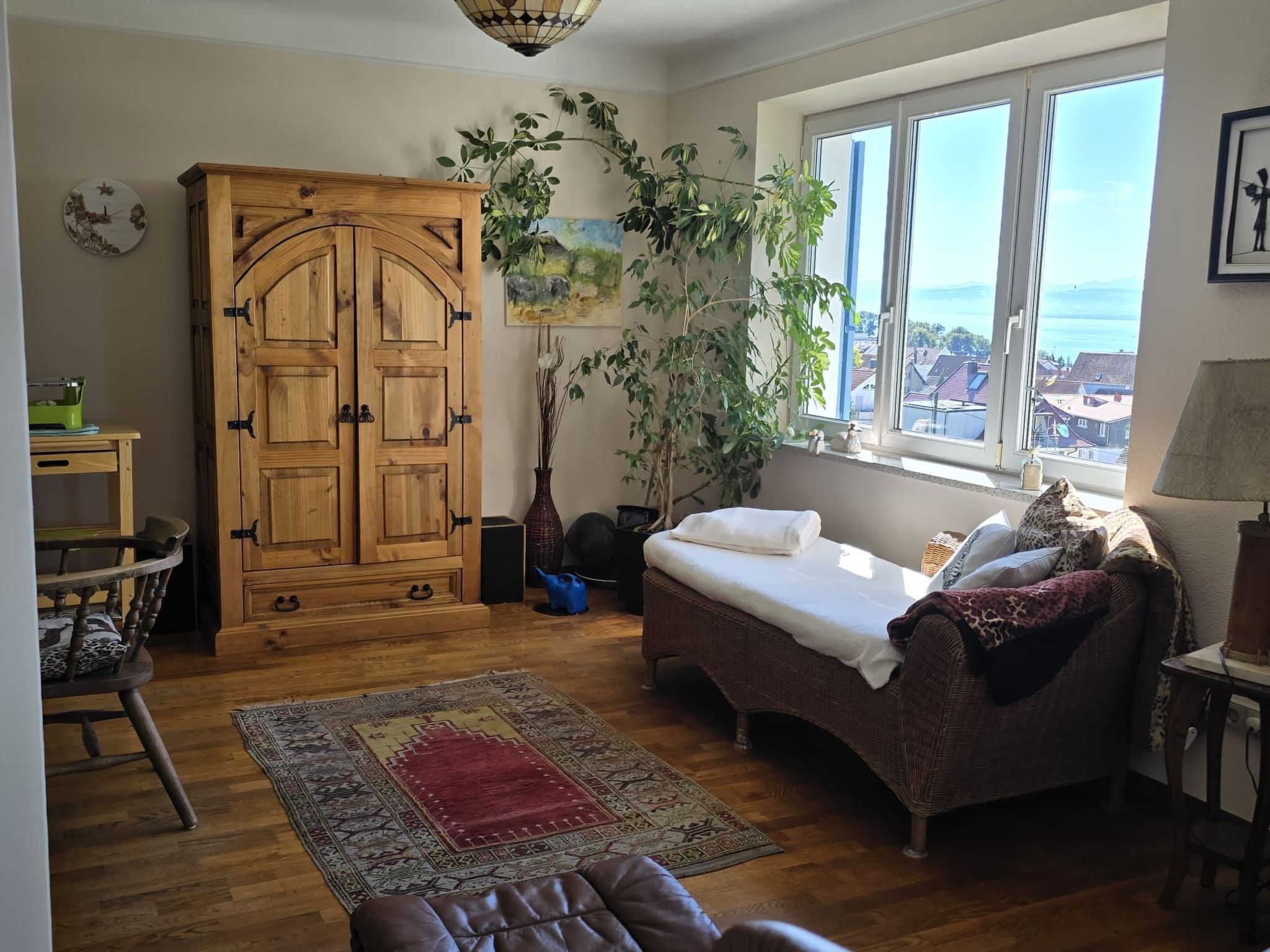 Wohnung B mit Balkon-Image-tags.info