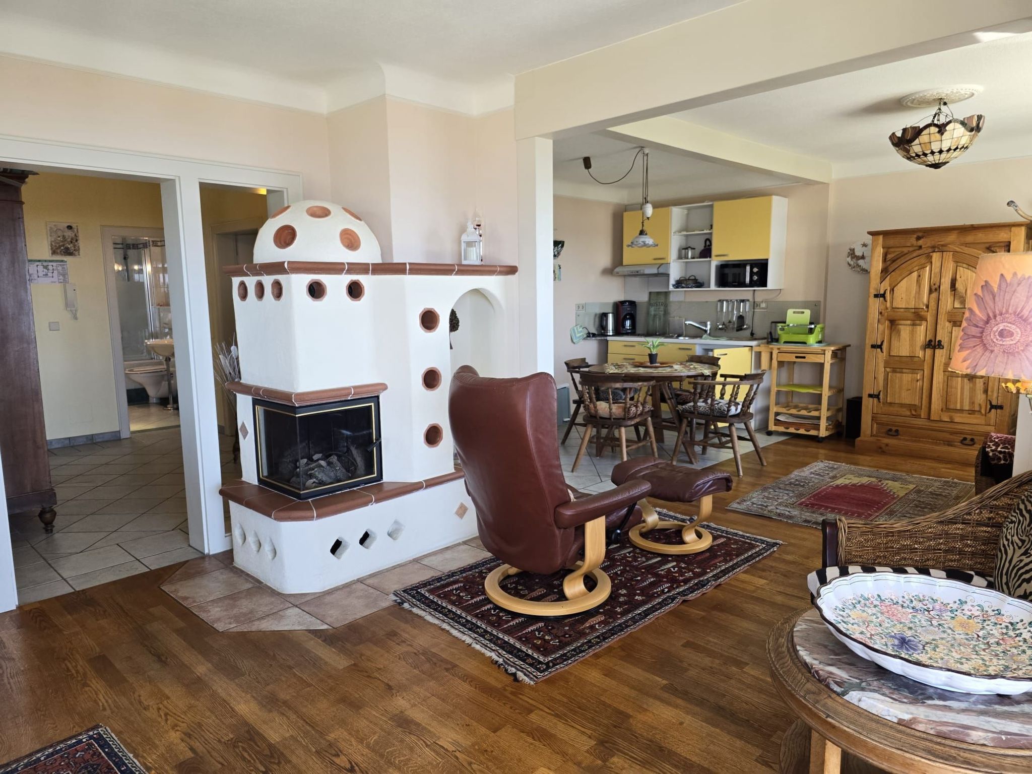 Wohnung B mit Balkon-Image-tags.info