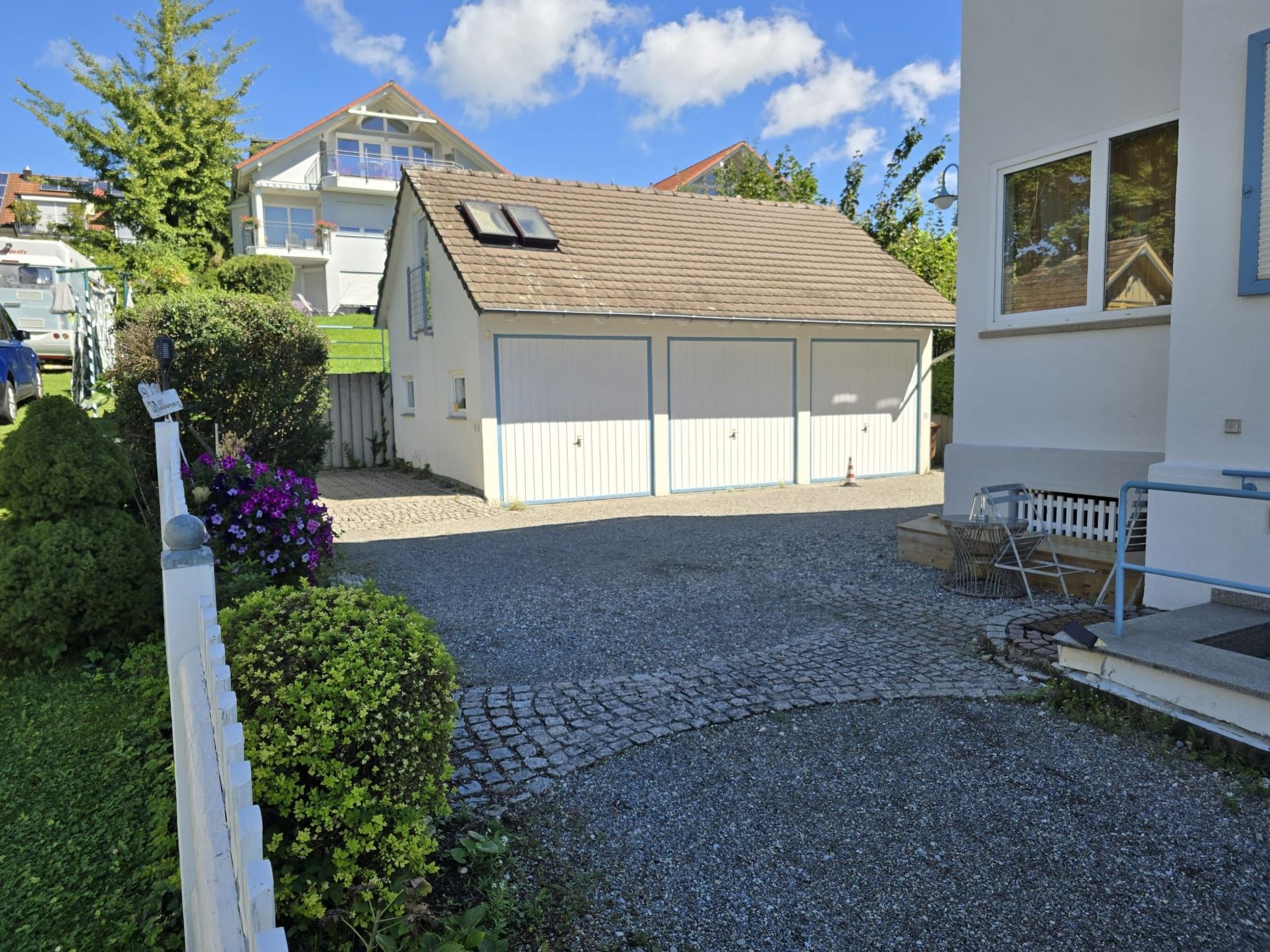 Wohnung B mit Balkon-Image-tags.info