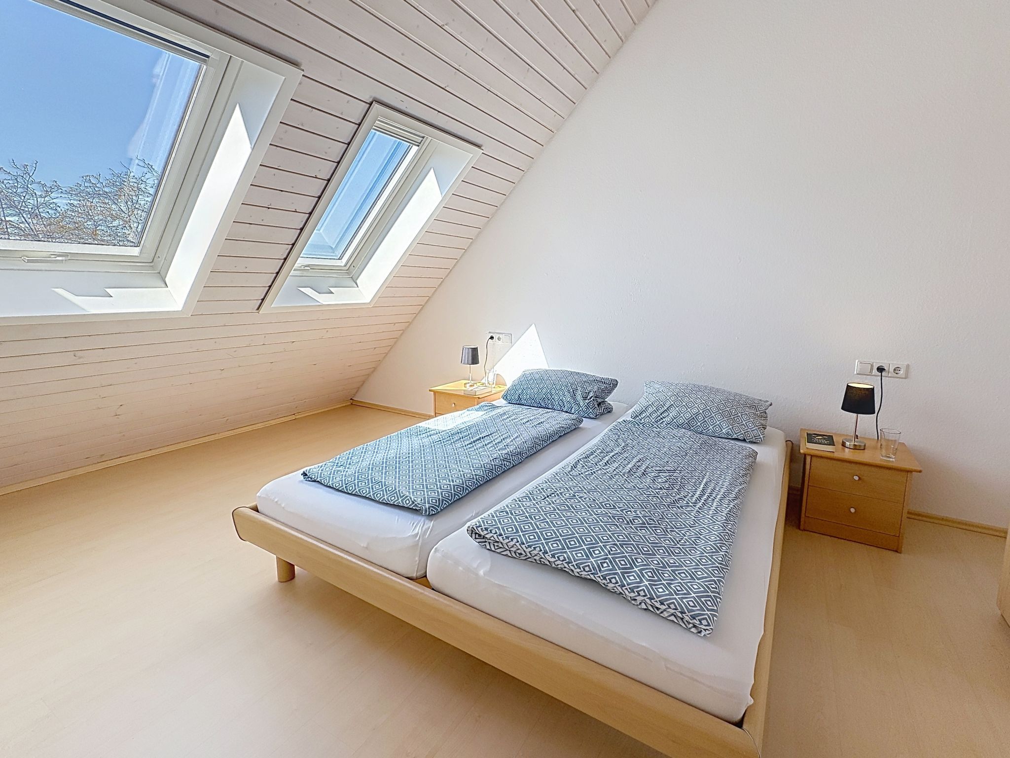 Sonnige Aussichten - Obstbau Koch - Binnen