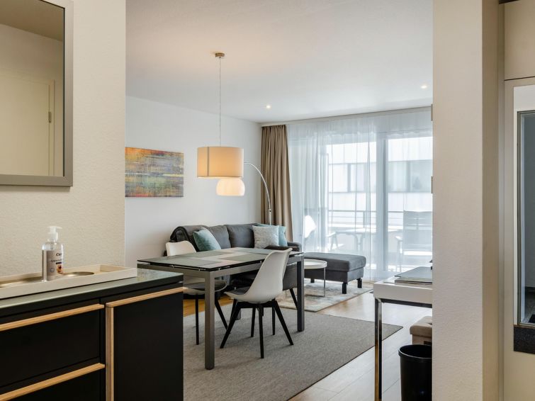 Op 950m van het centrum: Rustig appartement in Überlingen in Überlingen