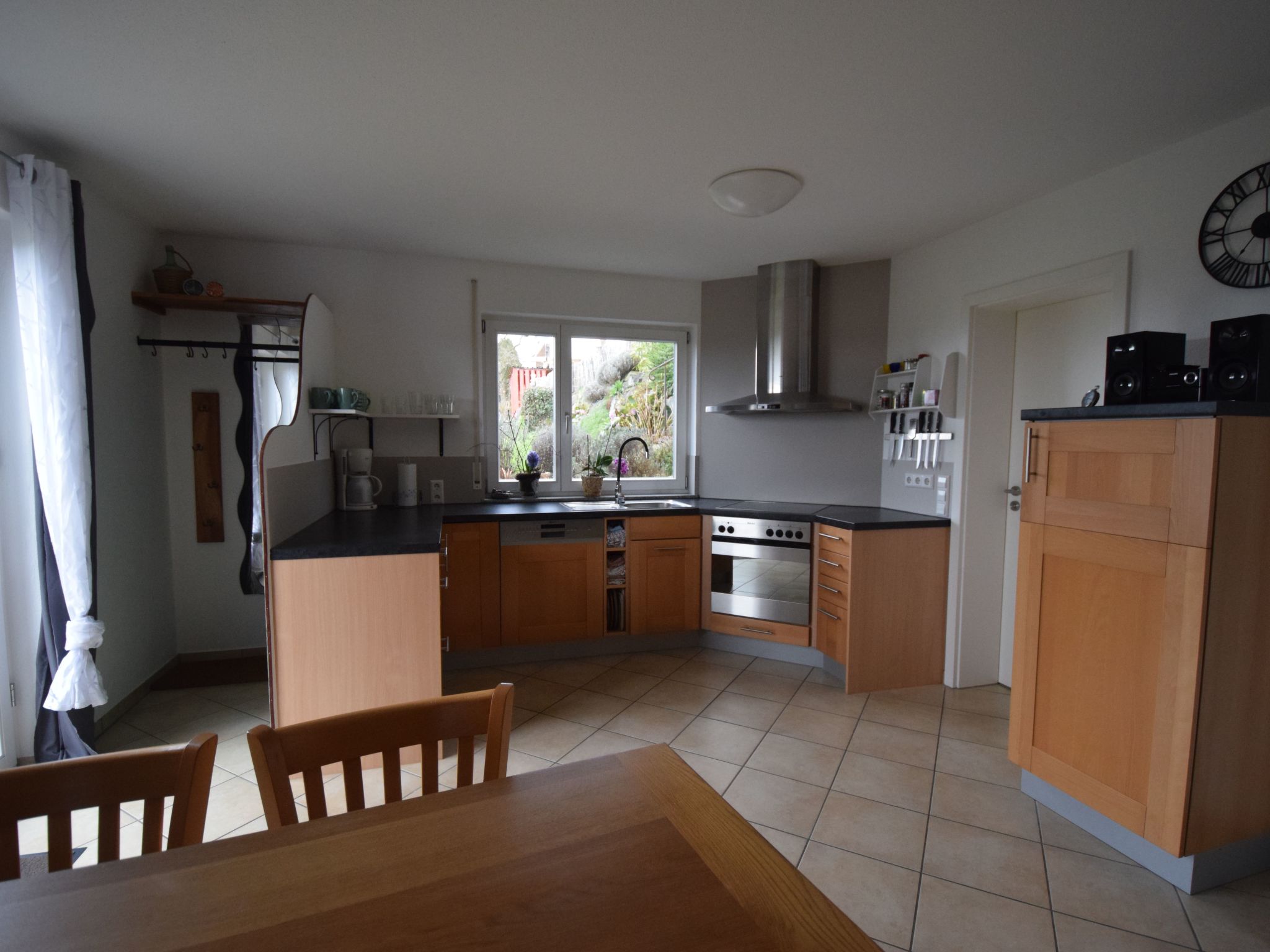 Appartement in Beuren mit Terrasse und Grill-Image-tags.info