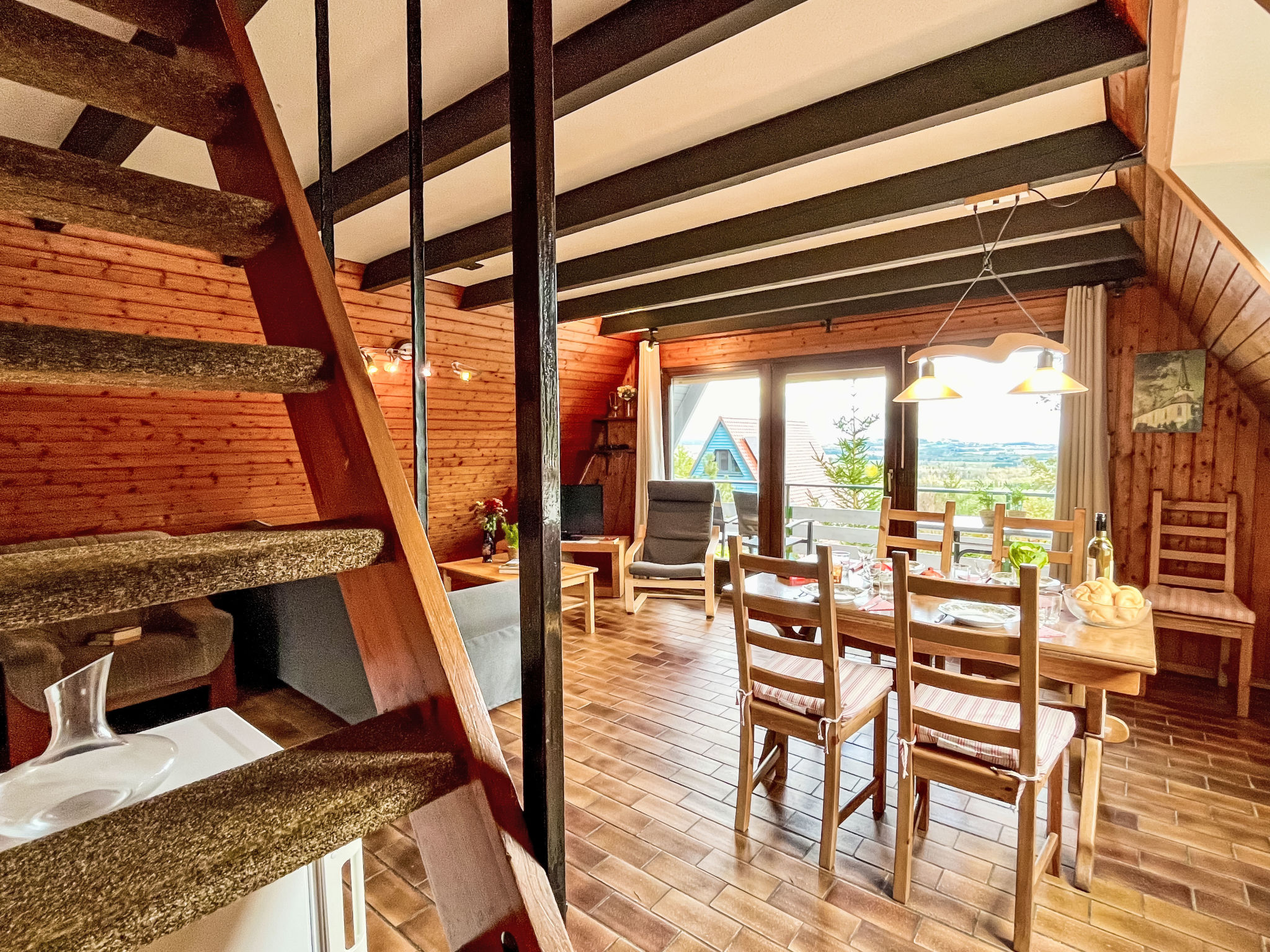 Kitchen / Dining Room