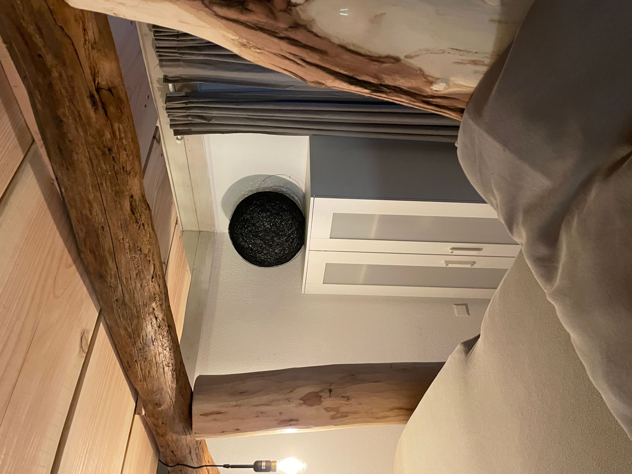 Max Mountain View-Drinnen