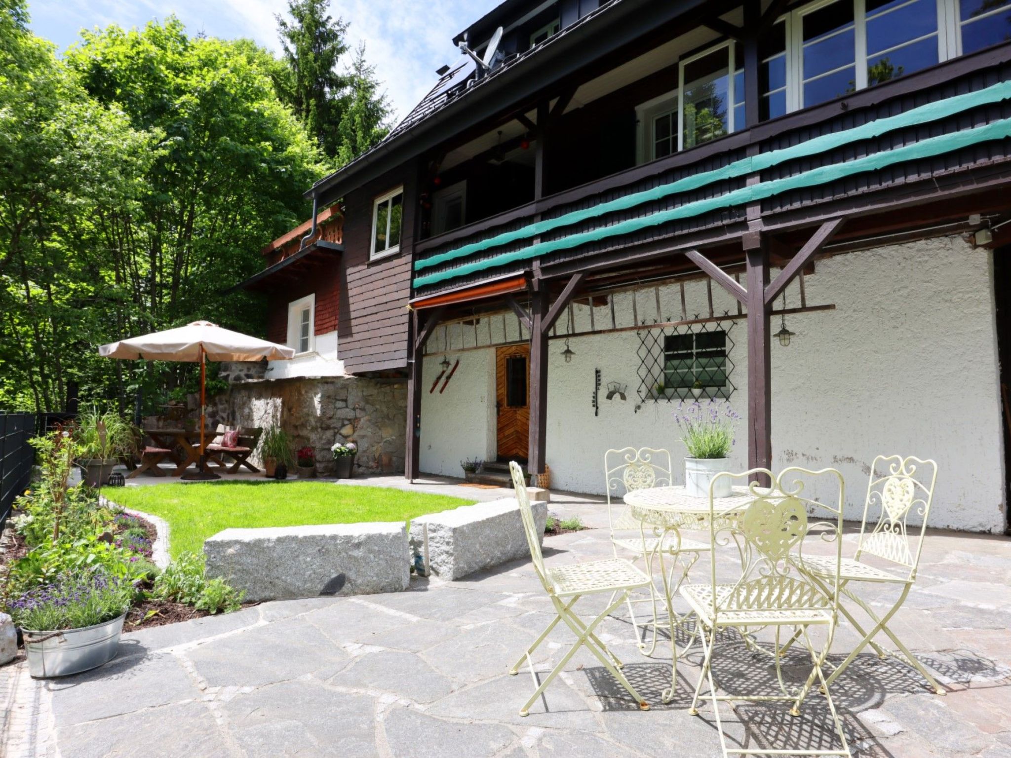 Schwarzwaldhaus St. Blasien, direkt am Bach-Dedans