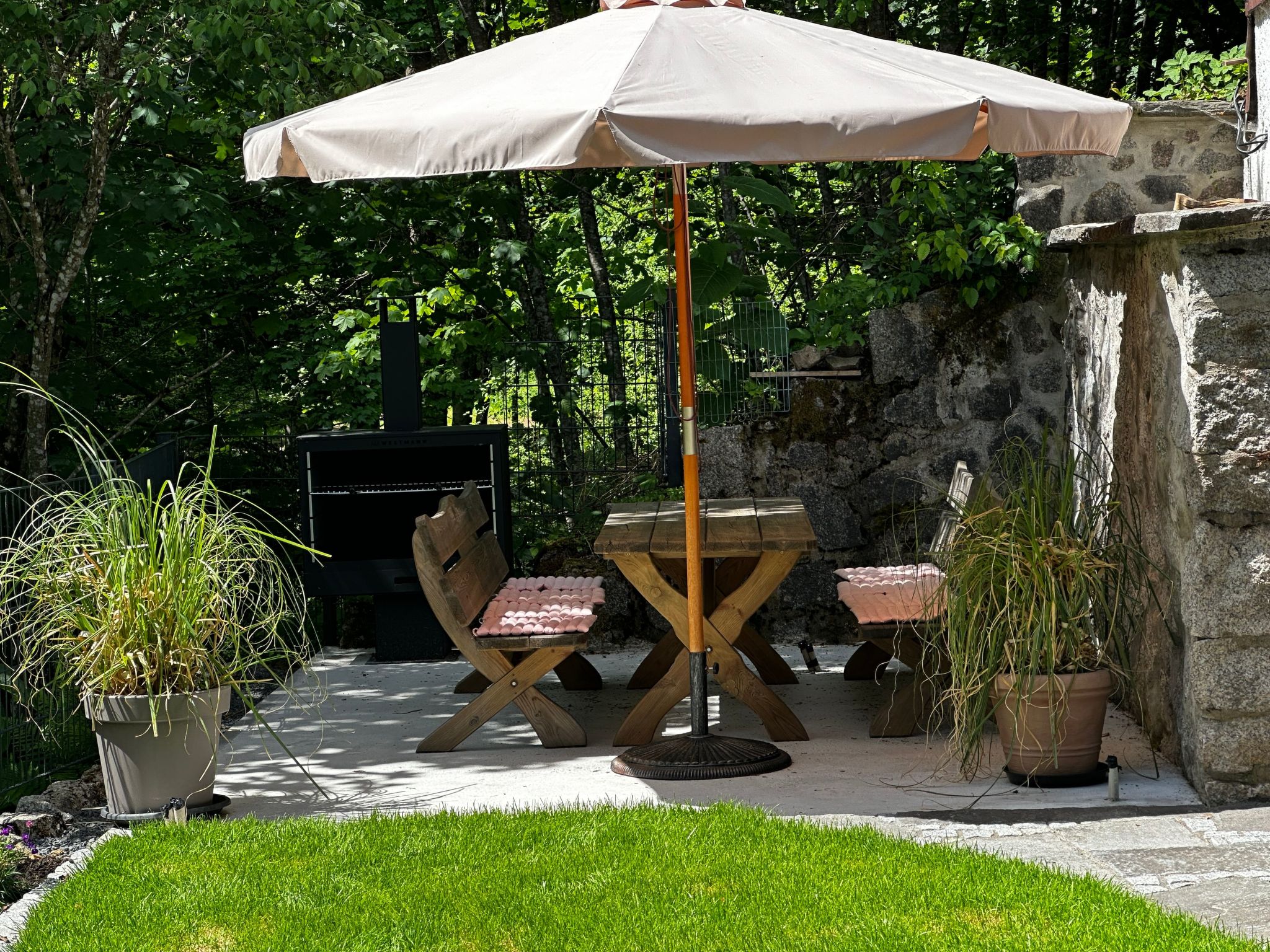 Schwarzwaldhaus St. Blasien, direkt am Bach-Dedans