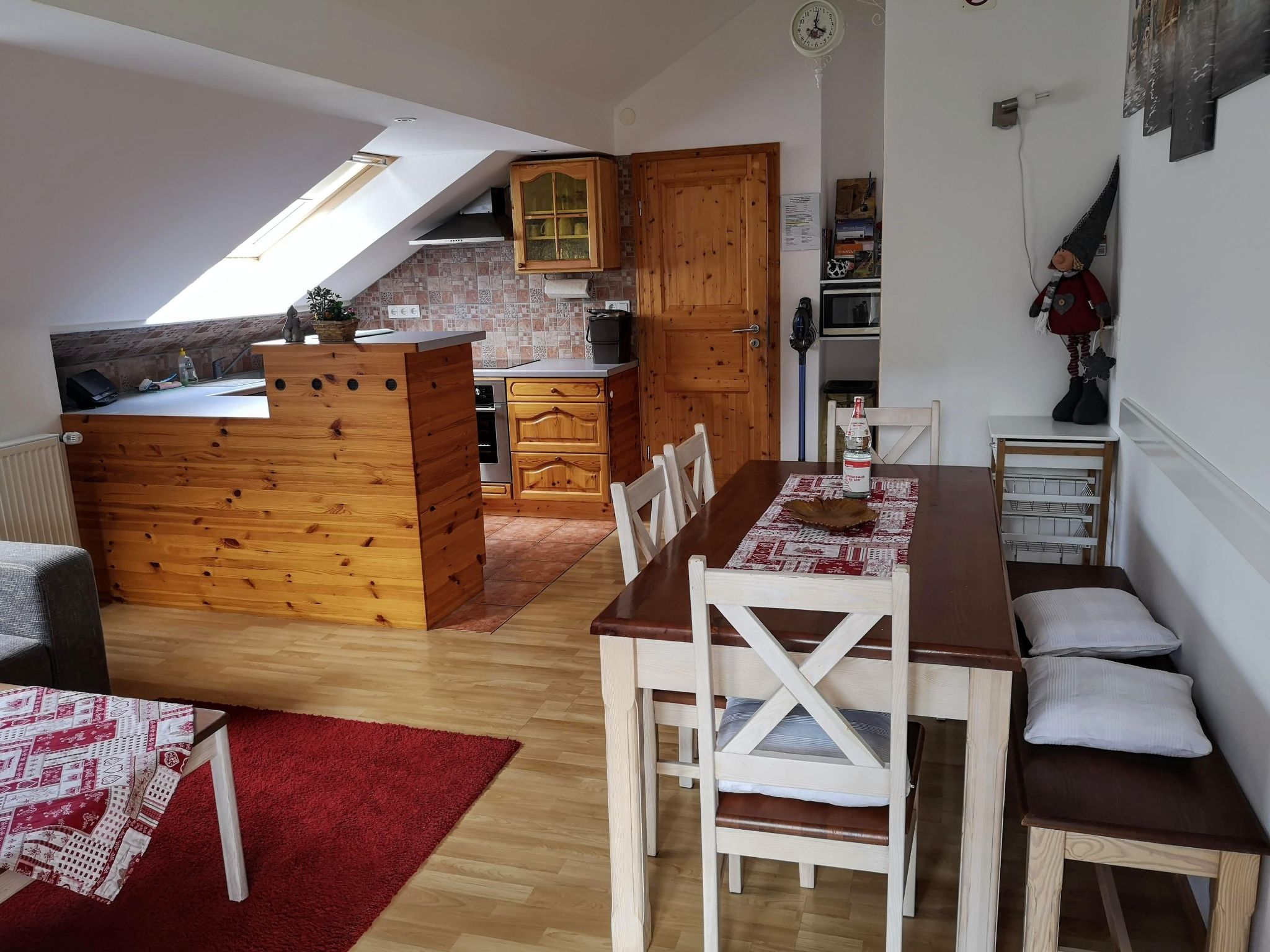 Haus Maria Hochschwarzwald, Garten umzäunt, Waldrand, Hunde willkommen-Binnen