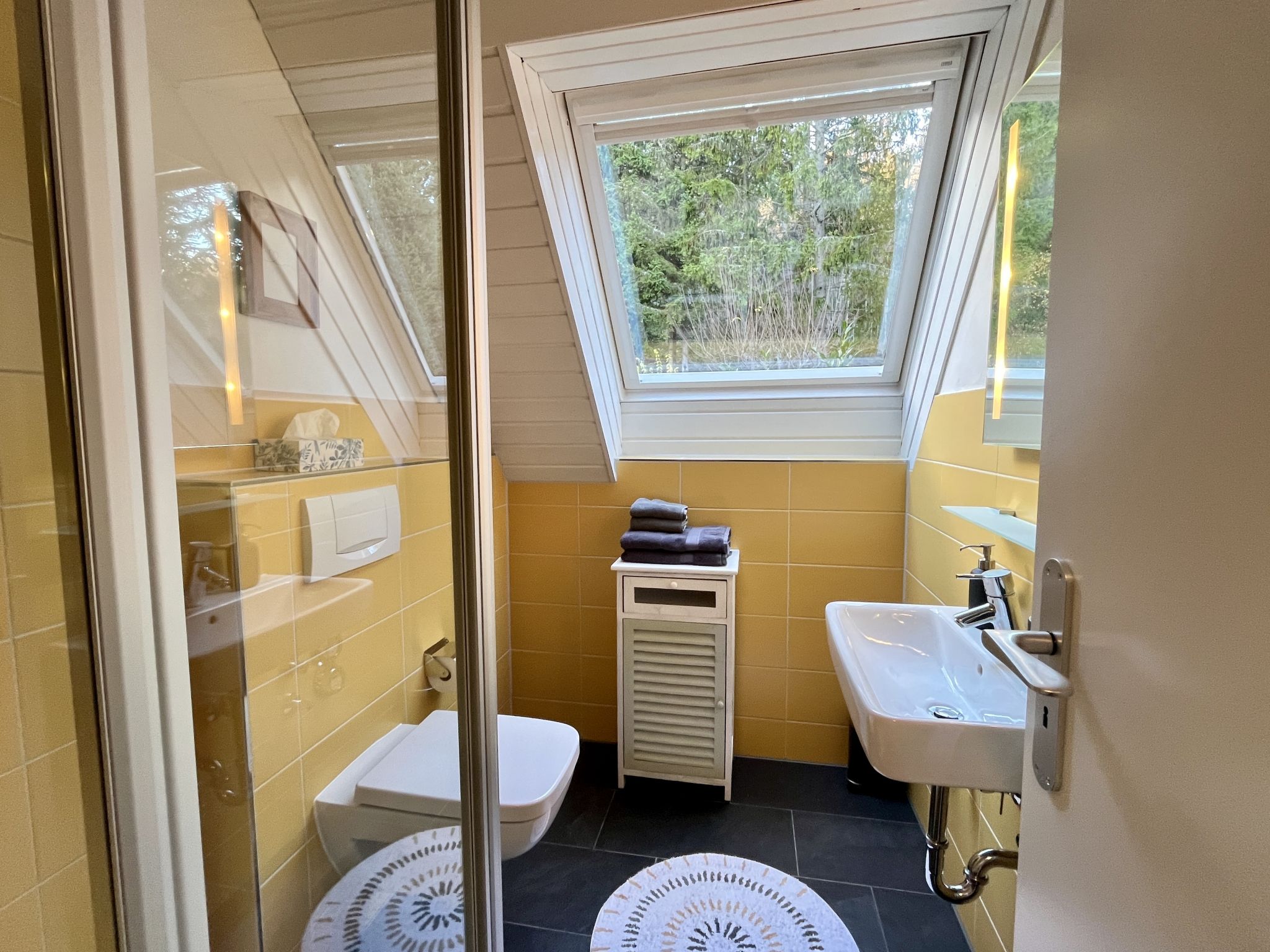 Photo of Falkennest - mit Blick auf den Titisee