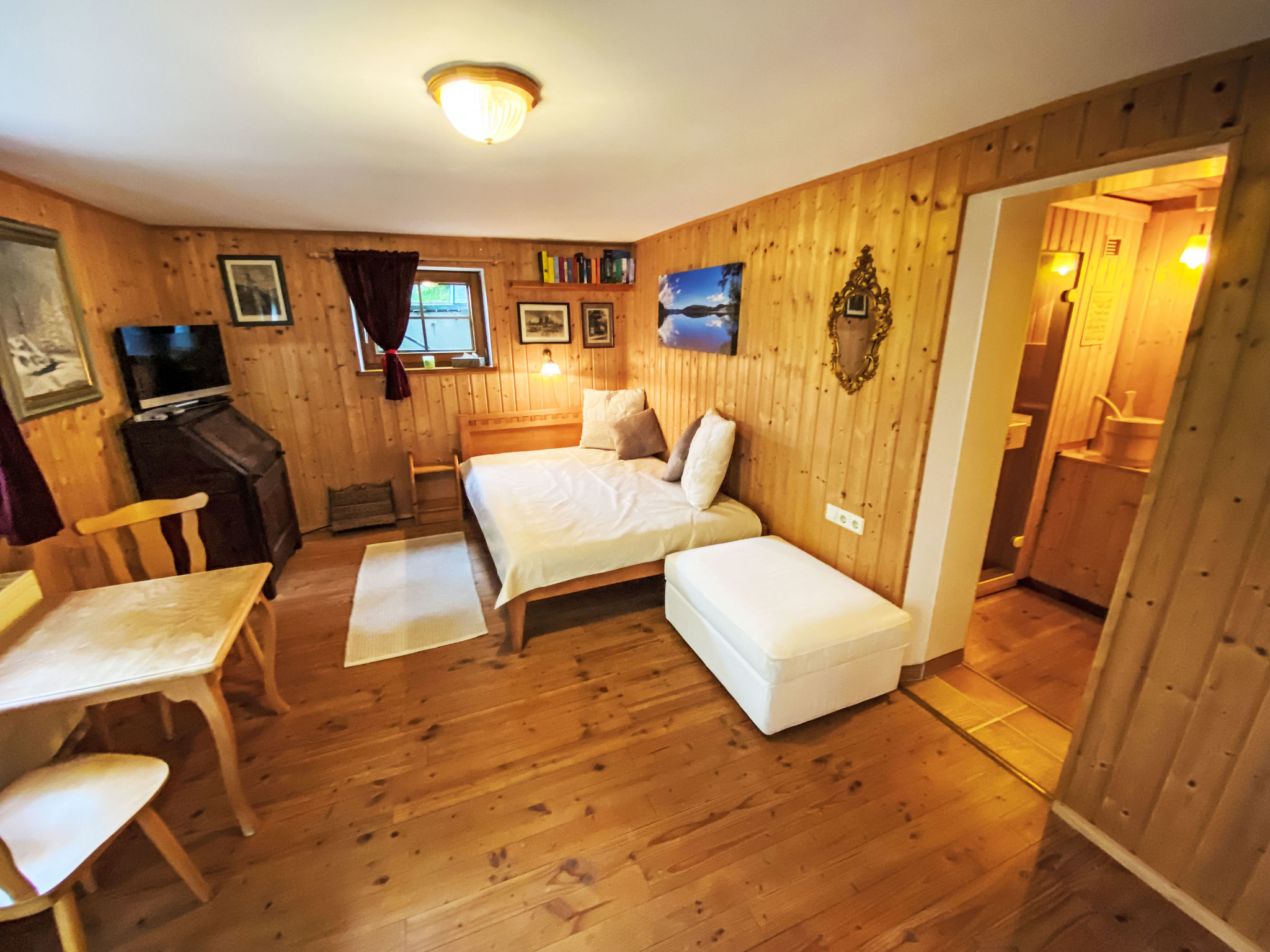 Black Forest Hideaway-Binnen