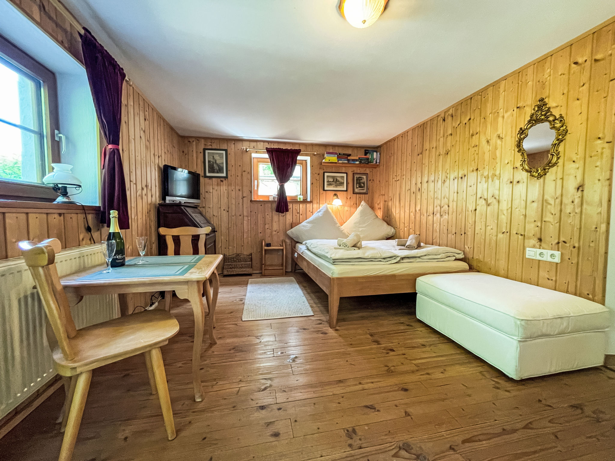 Black Forest Hideaway-Binnen