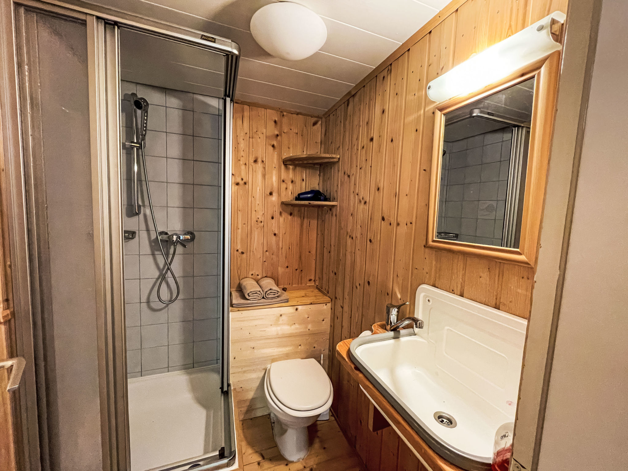 Black Forest Hideaway-Binnen
