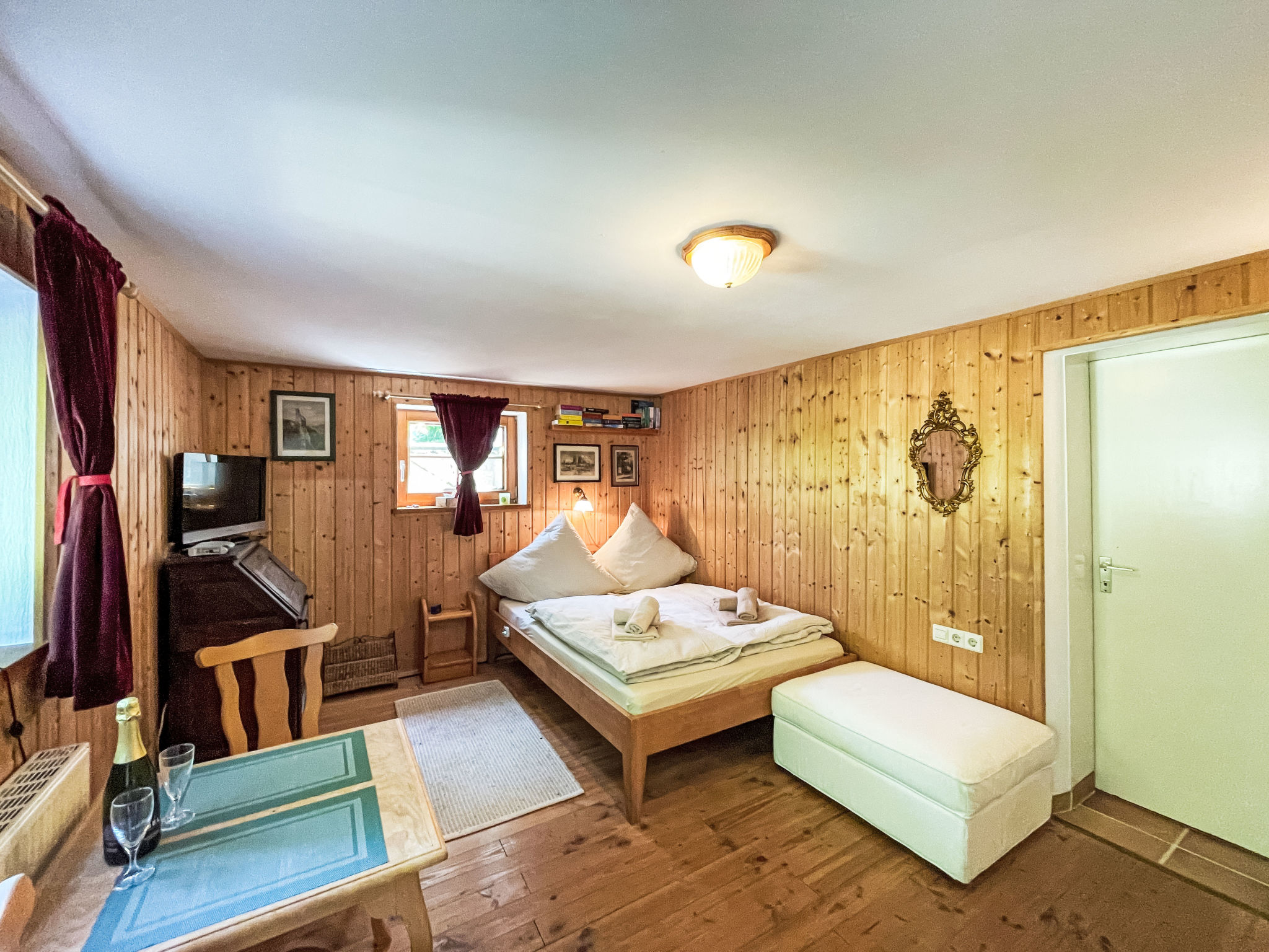 Black Forest Hideaway-Binnen