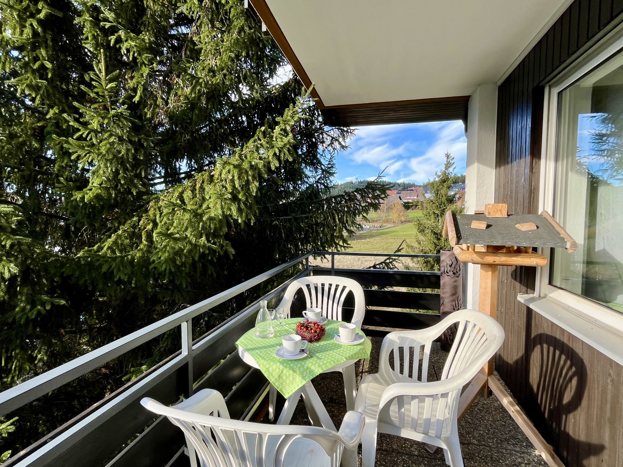 Sonnige Aussichten-Outside