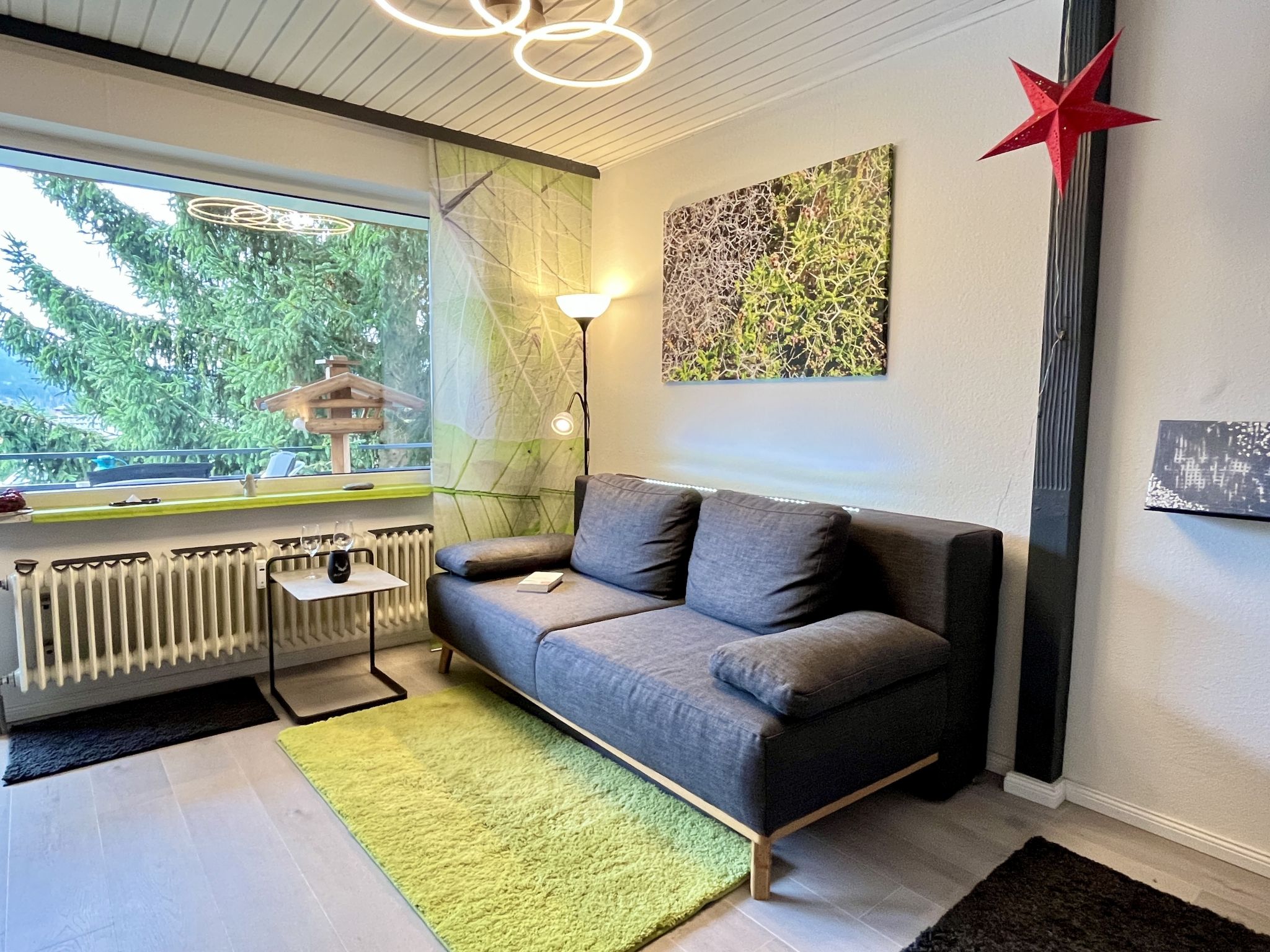 Sonnige Aussichten-Inside