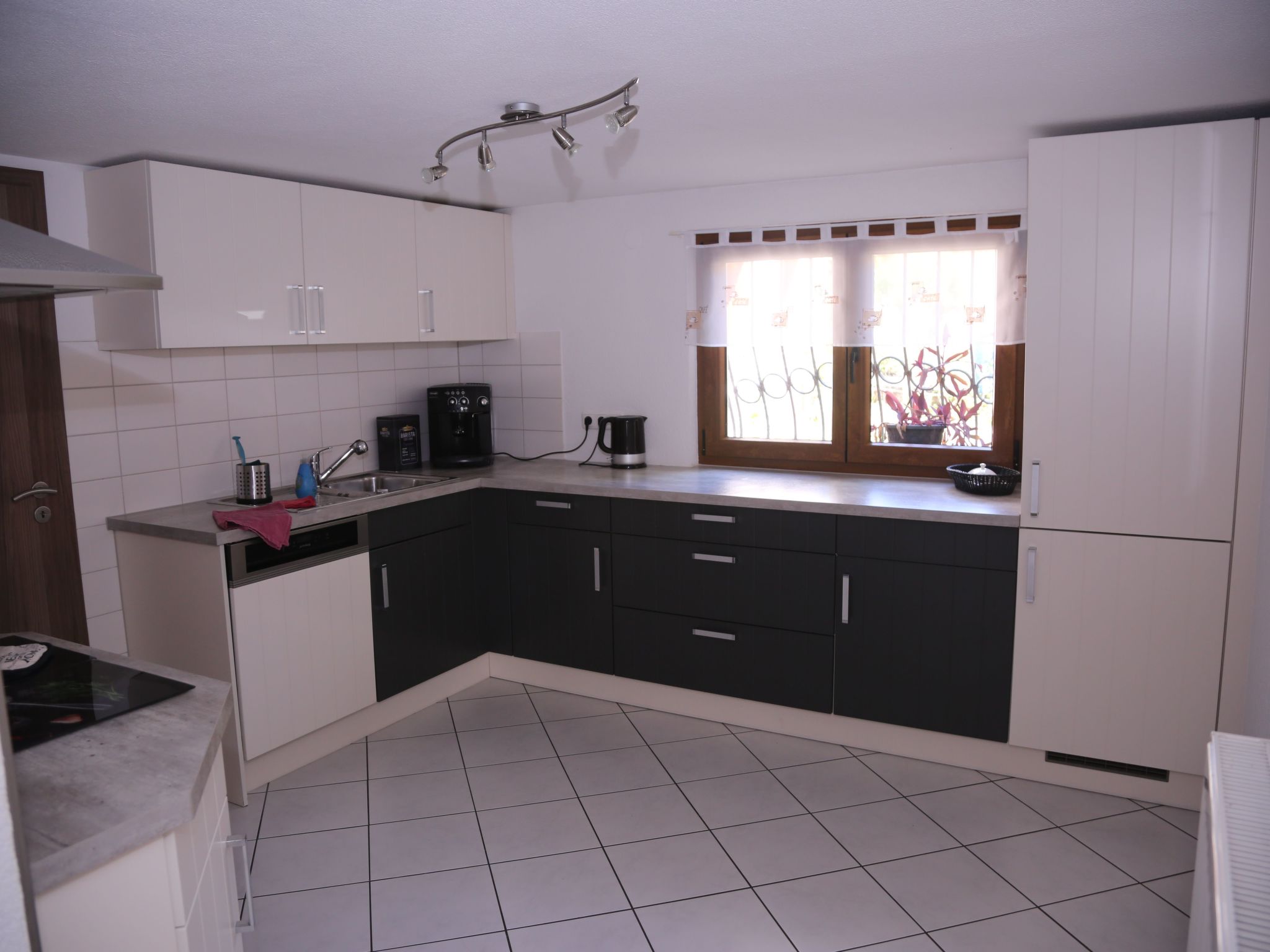 Haus Aissa-Image-tags.info