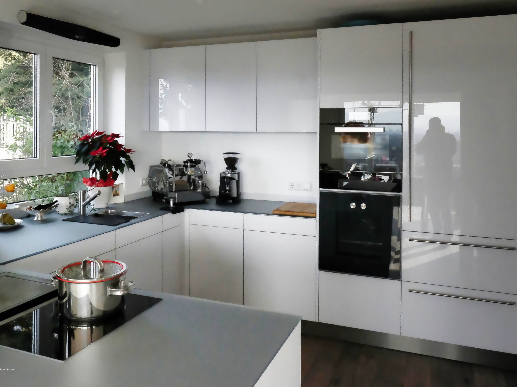 Panoramahaus & Pool-Inside