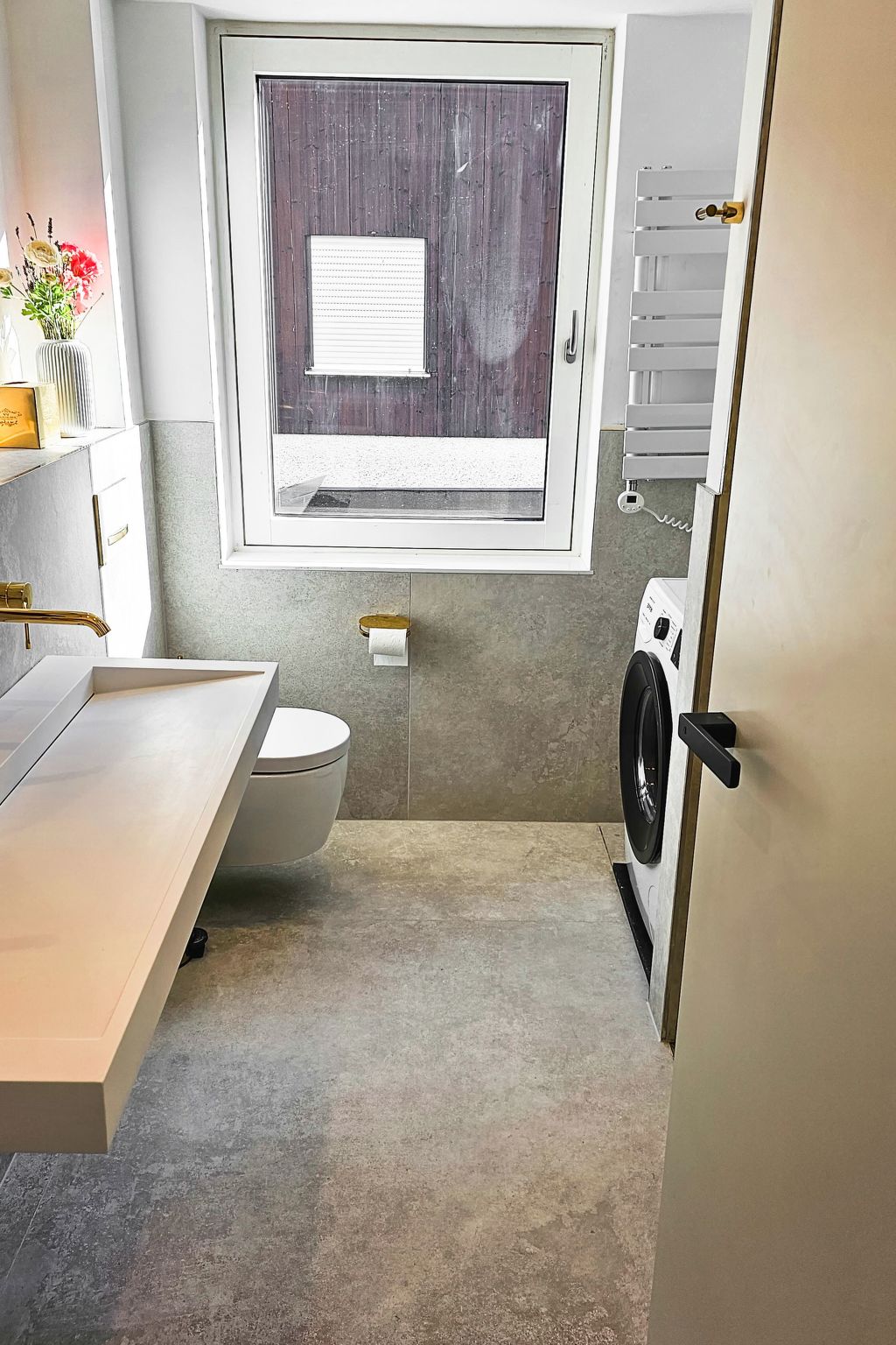 Luxus Neubau 65m2 City Wohnung - r - Inside