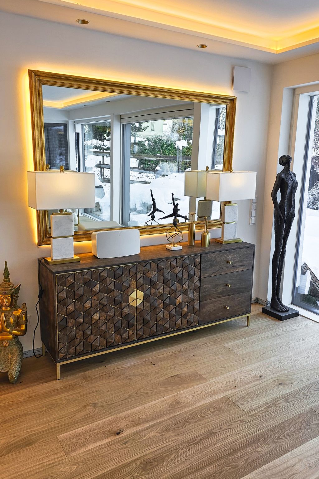 Luxurious large Home, Pool , Garden , Koi Pond-Image-tags.info