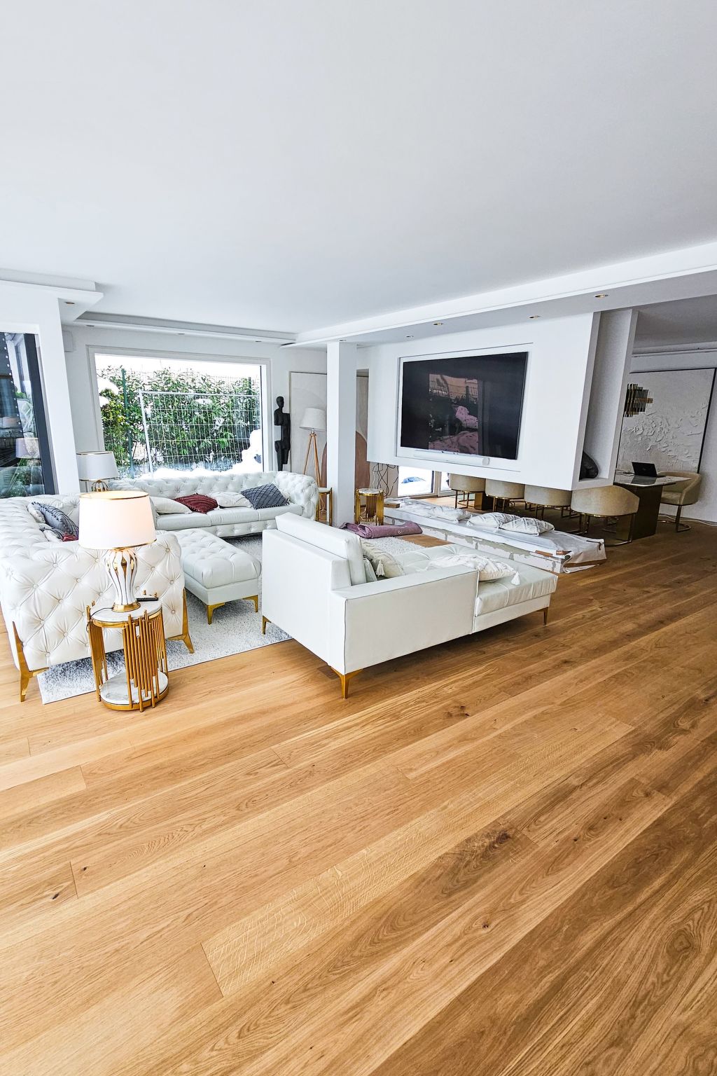 Luxurious large Home, Pool , Garden , Koi Pond-Image-tags.info