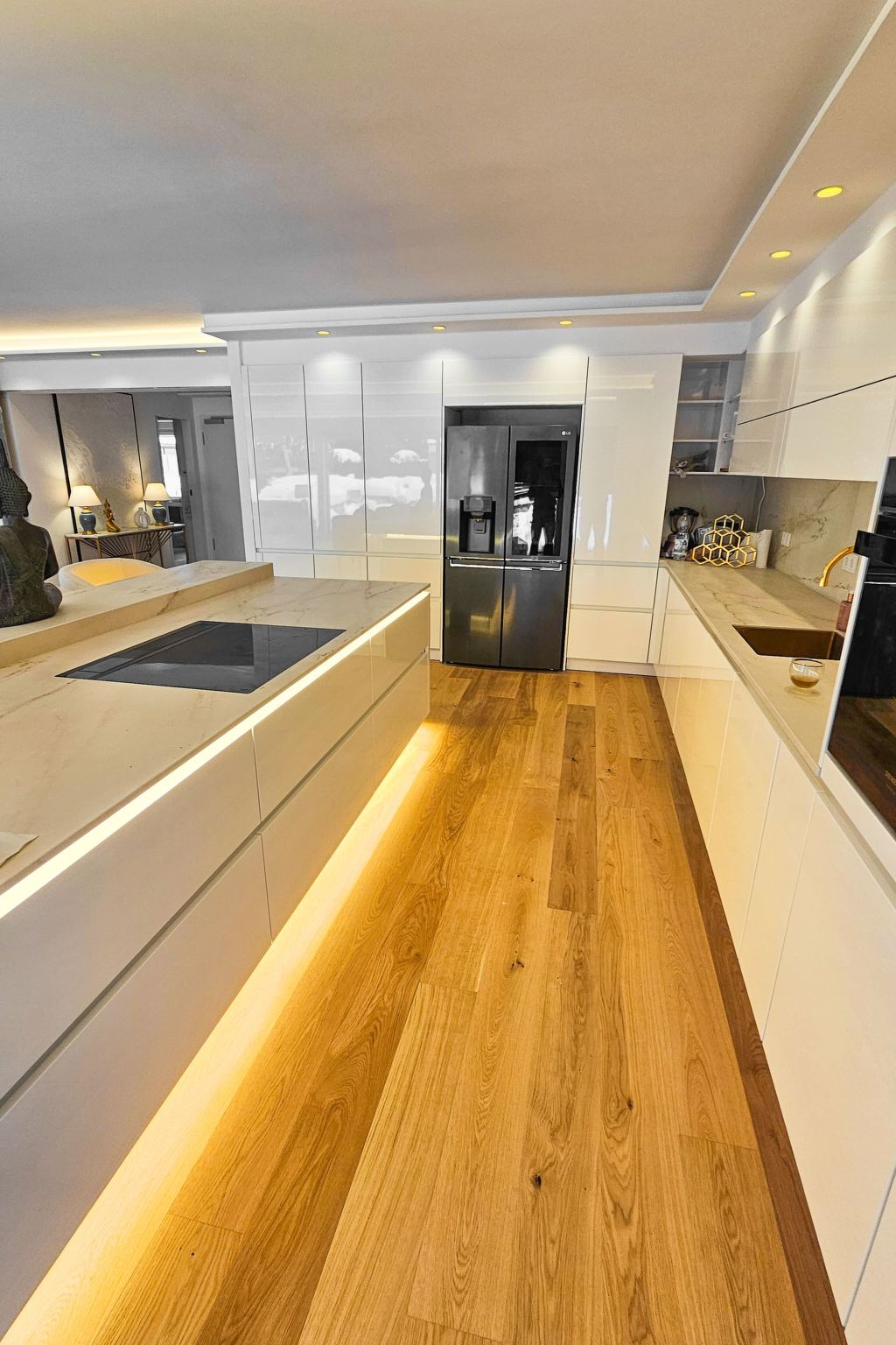 Luxurious large Home, Pool , Garden , Koi Pond-Image-tags.info