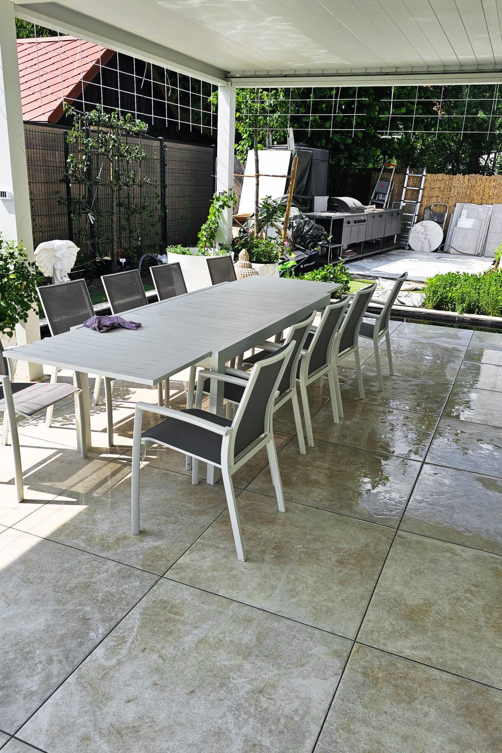 Luxurious large Home, Pool , Garden , Koi Pond-Image-tags.info