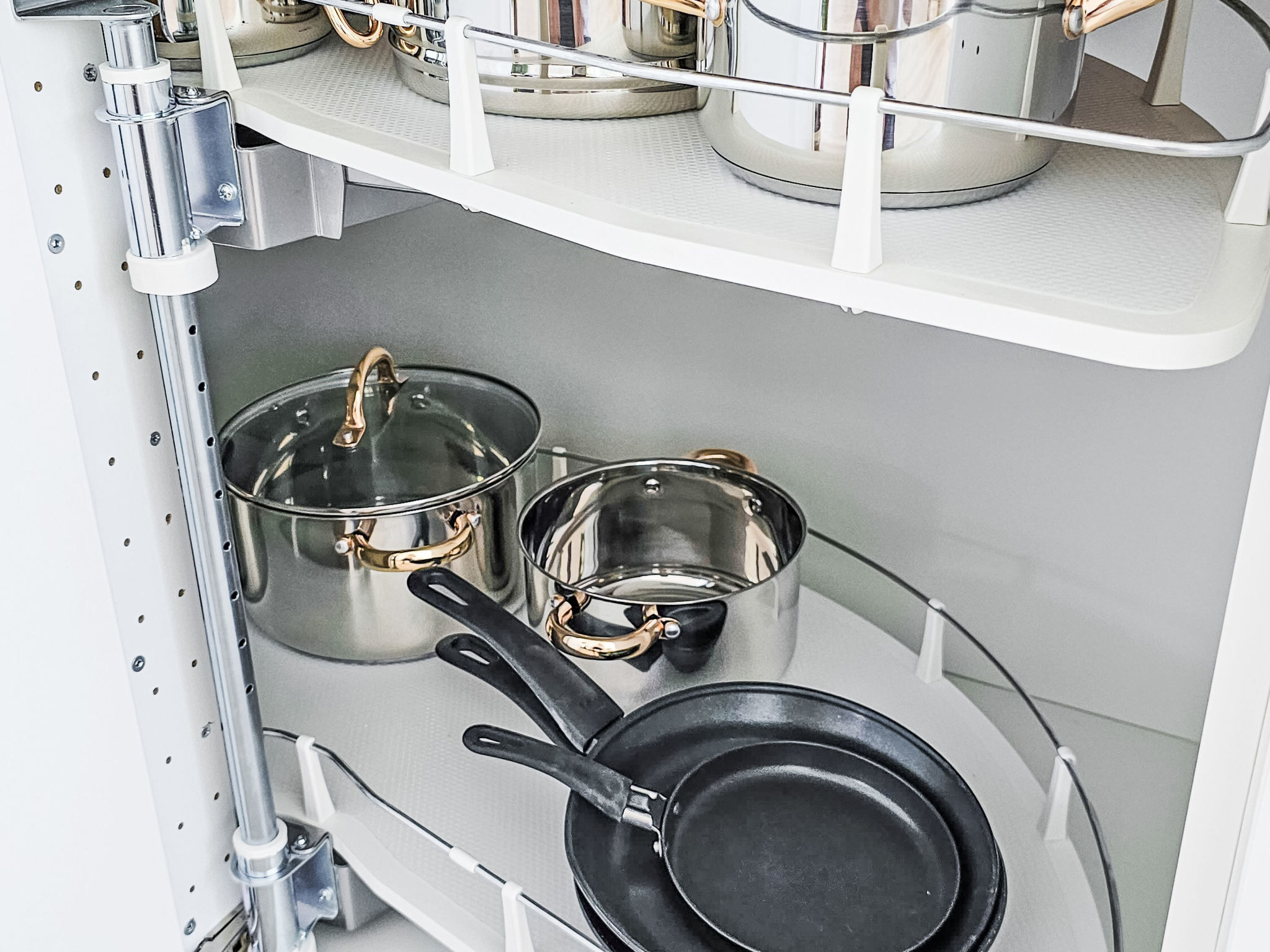Luxus 80m² Dachgeschoss City Wohnung - Drinnen