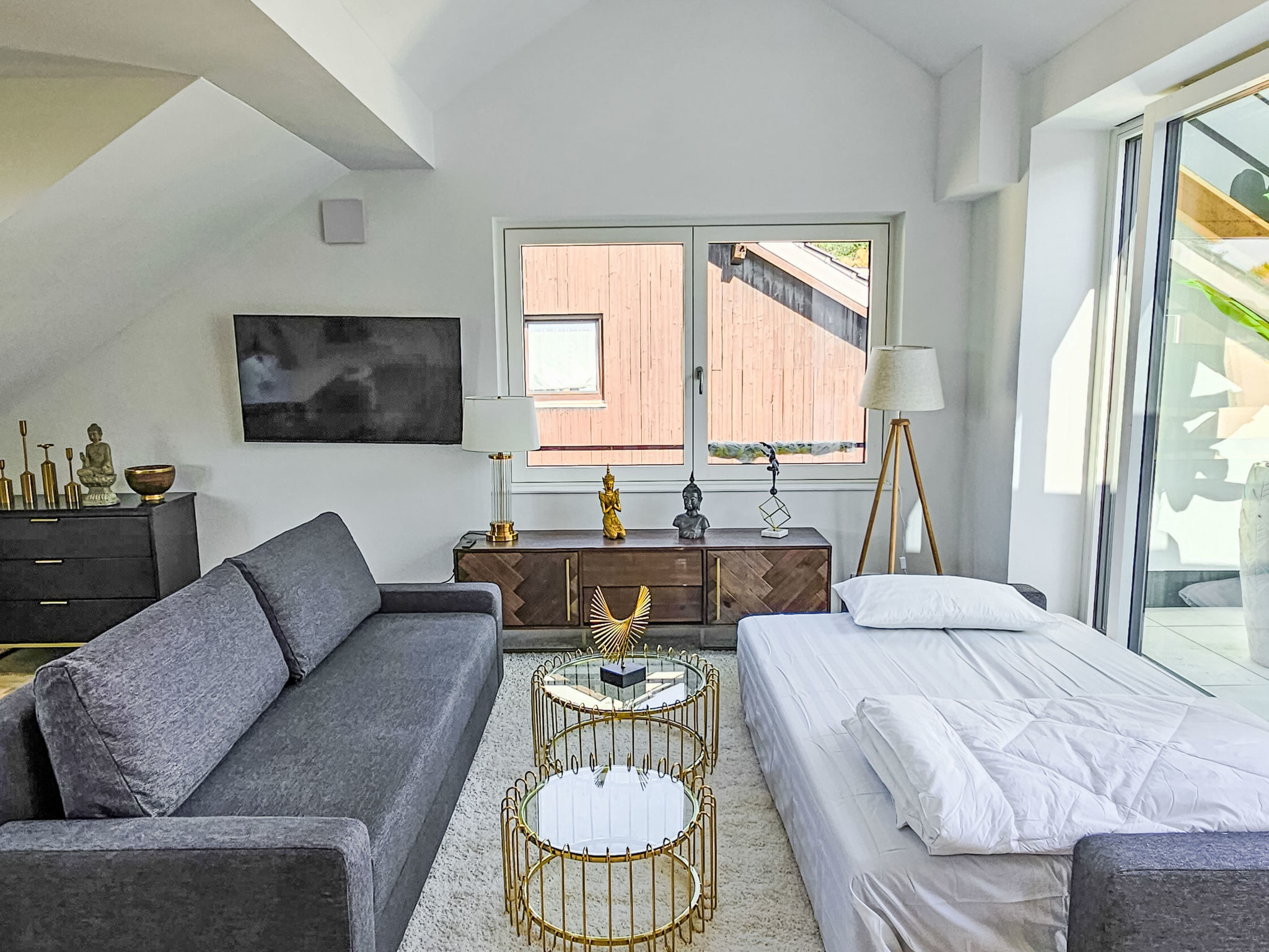 Luxus 80m² Dachgeschoss City Wohnung
