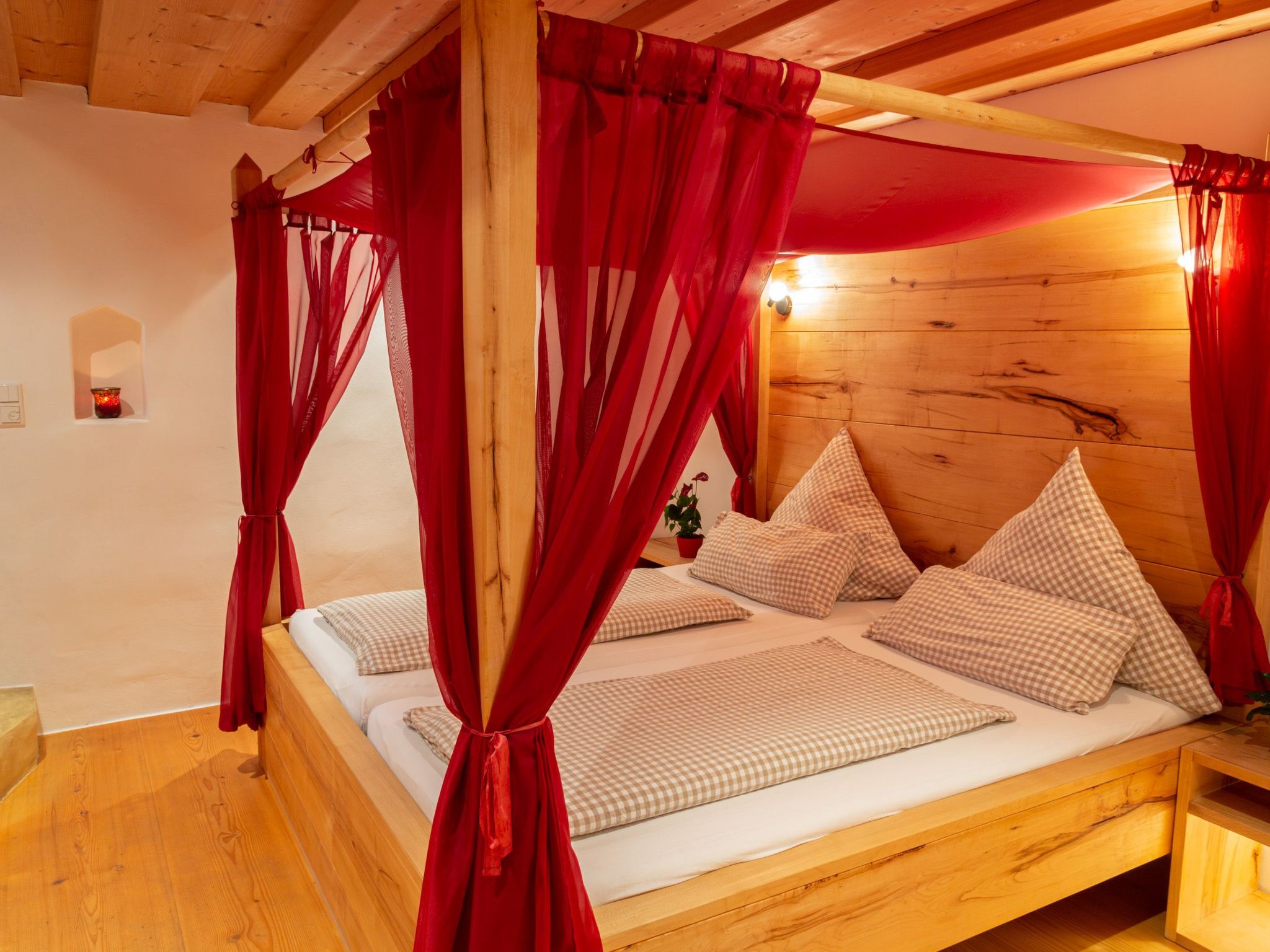 Mit Blick auf das Wasser-Dedans