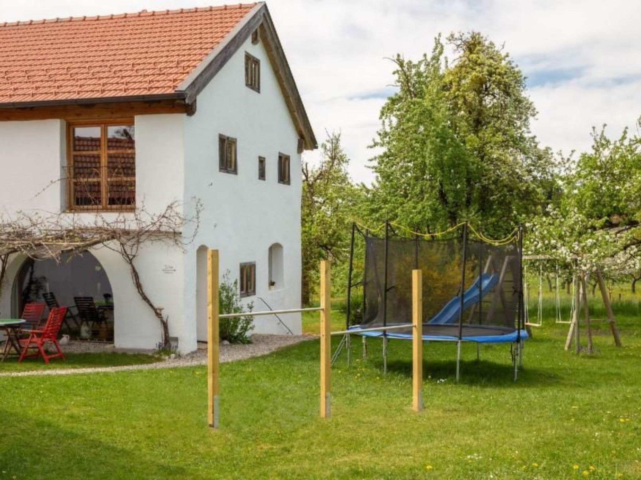 Mit Blick auf das Wasser-Dehors